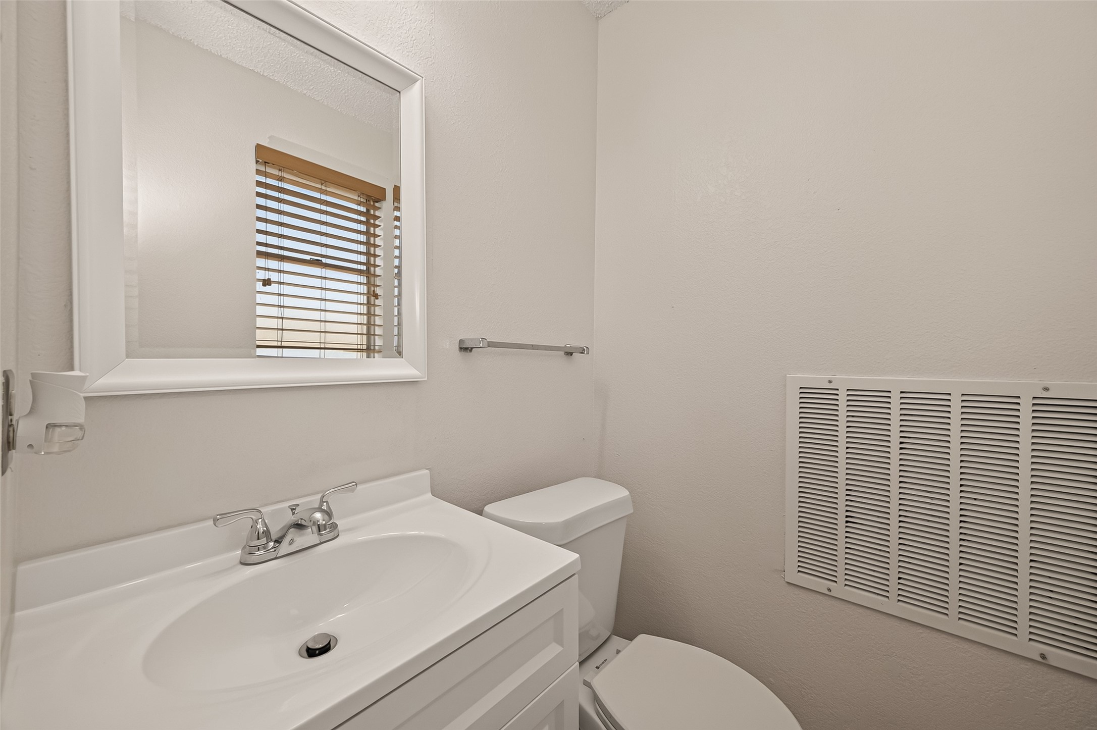 5206 Olana Drive Property Photo 23