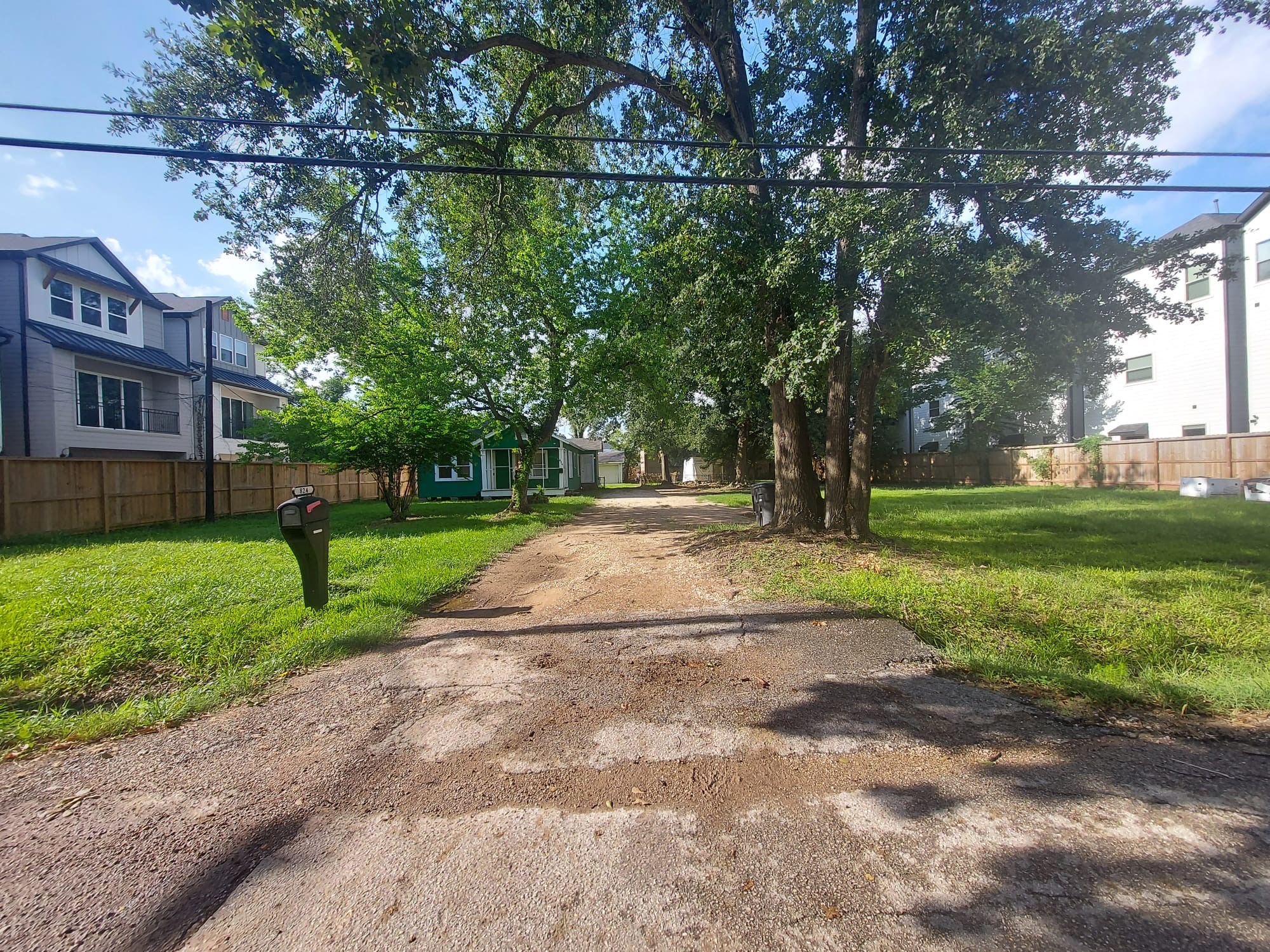 824 Curtin Street Property Photo 1