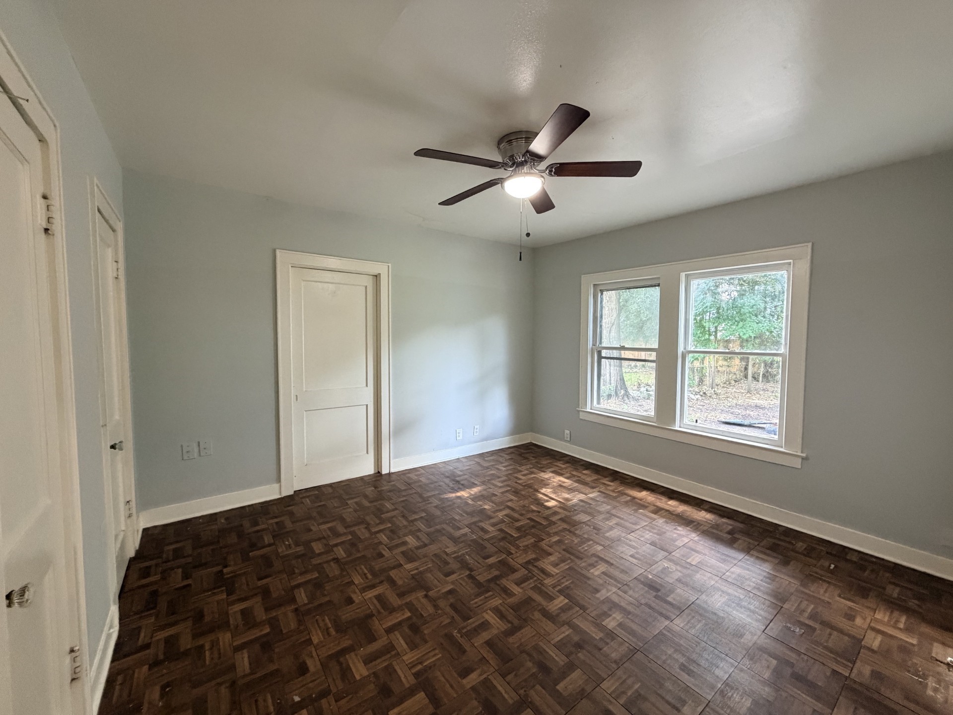824 Curtin Street Property Photo 11