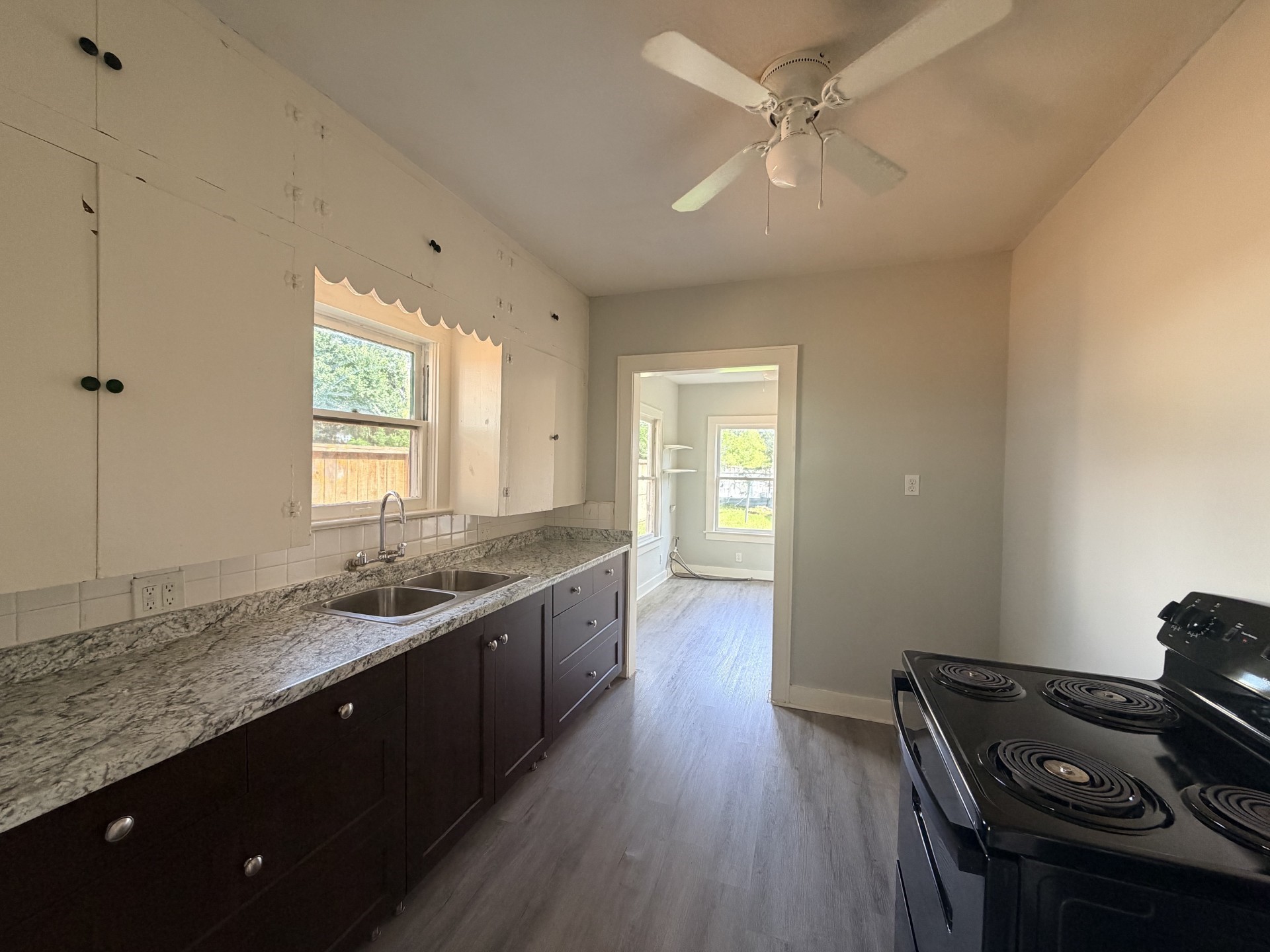 824 Curtin Street Property Photo 13