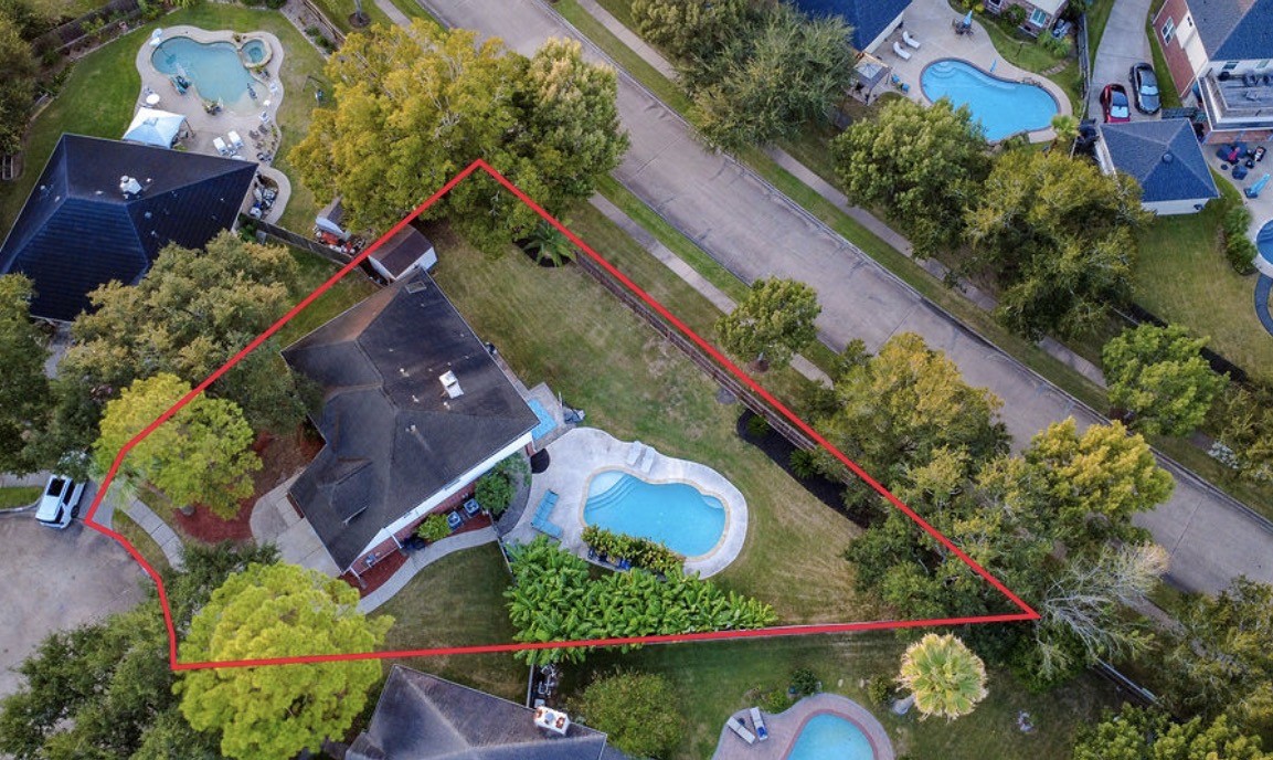 201 Carmicheal Court Property Photo 1
