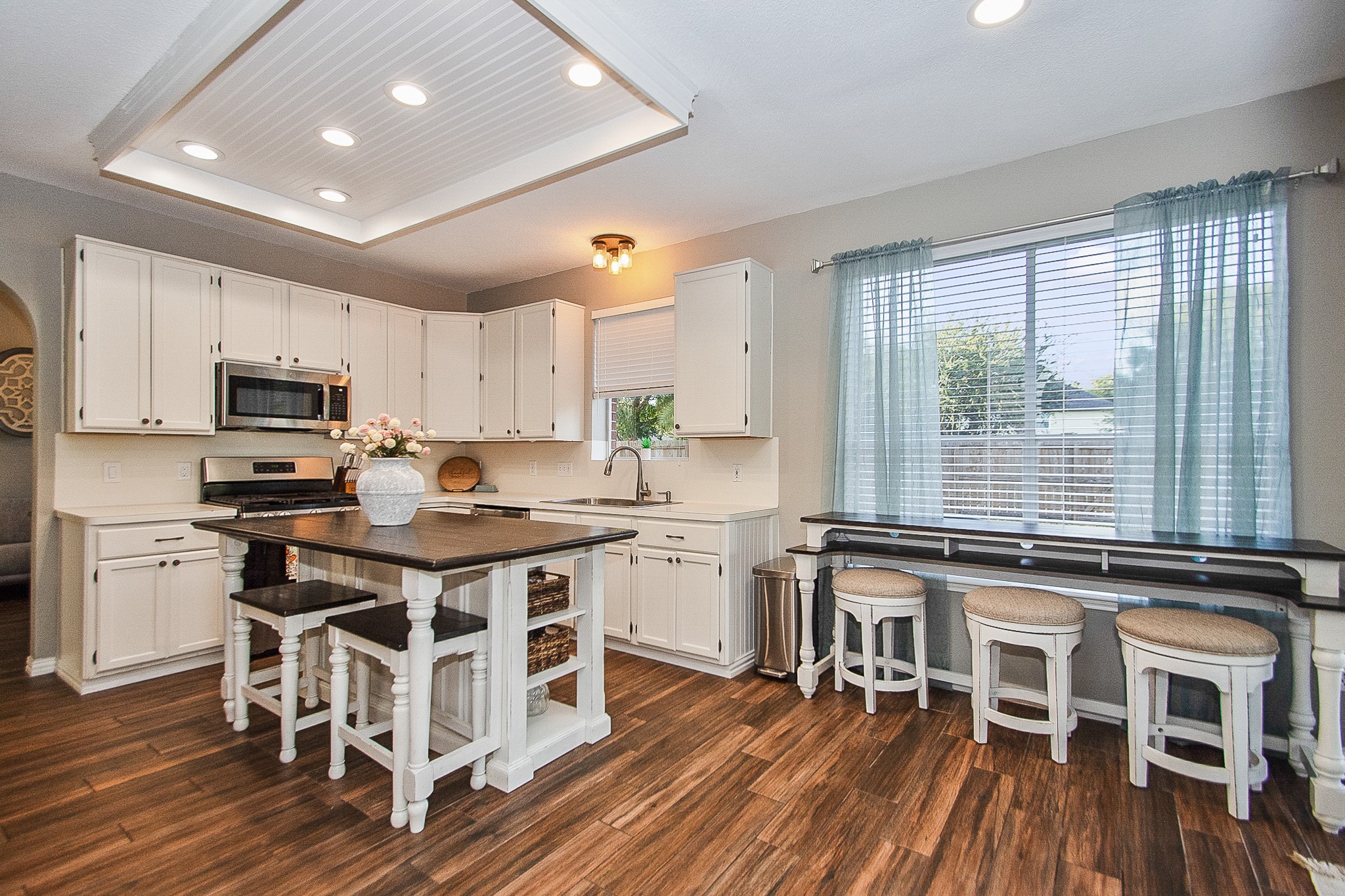 201 Carmicheal Court Property Photo 10