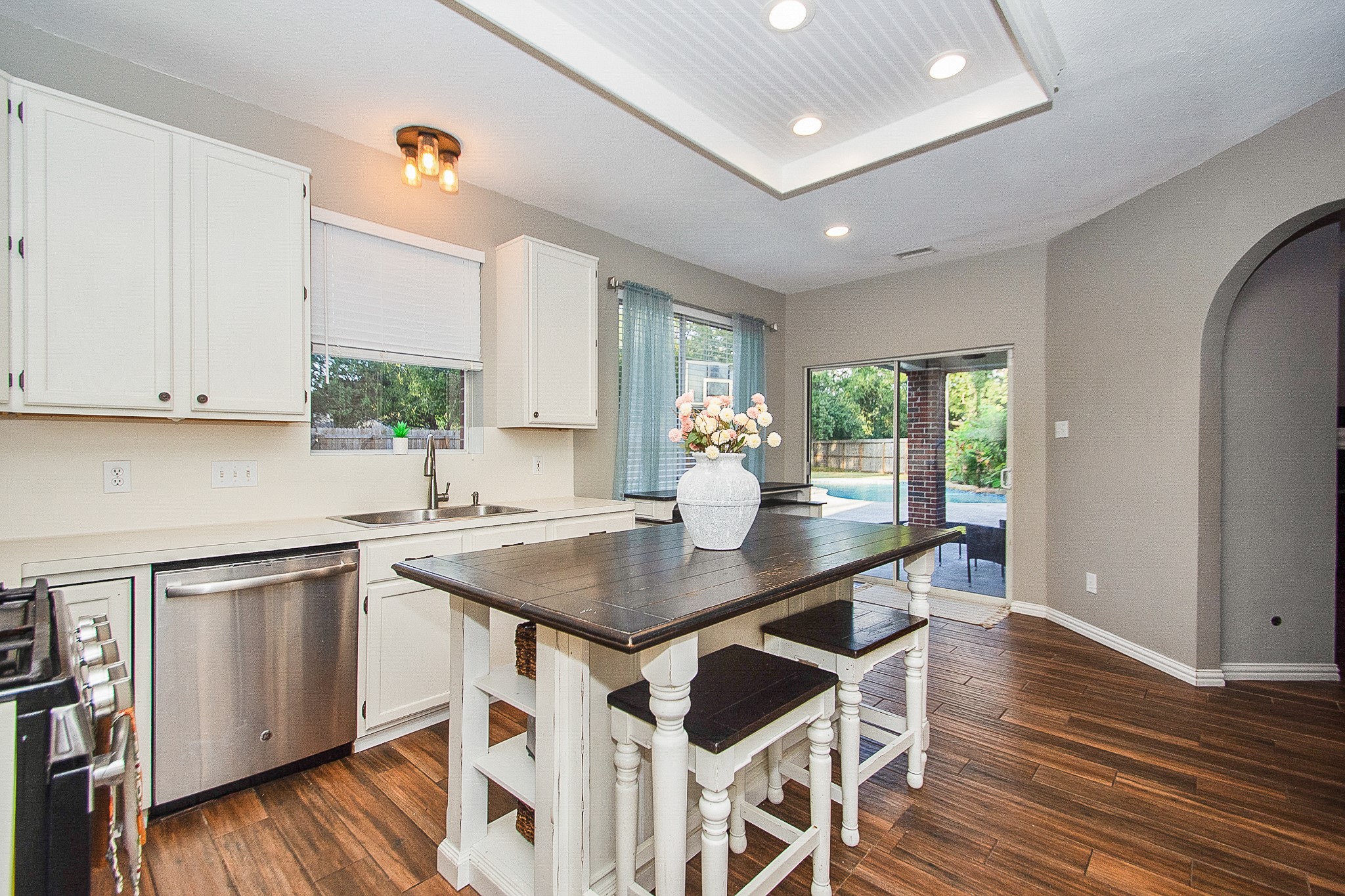 201 Carmicheal Court Property Photo 14