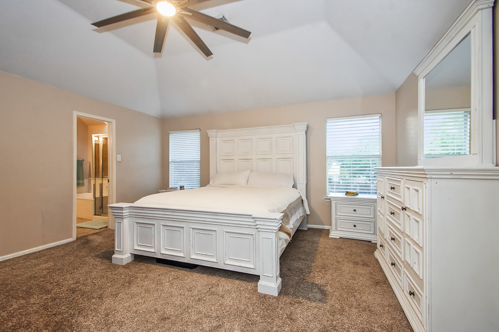 201 Carmicheal Court Property Photo 25