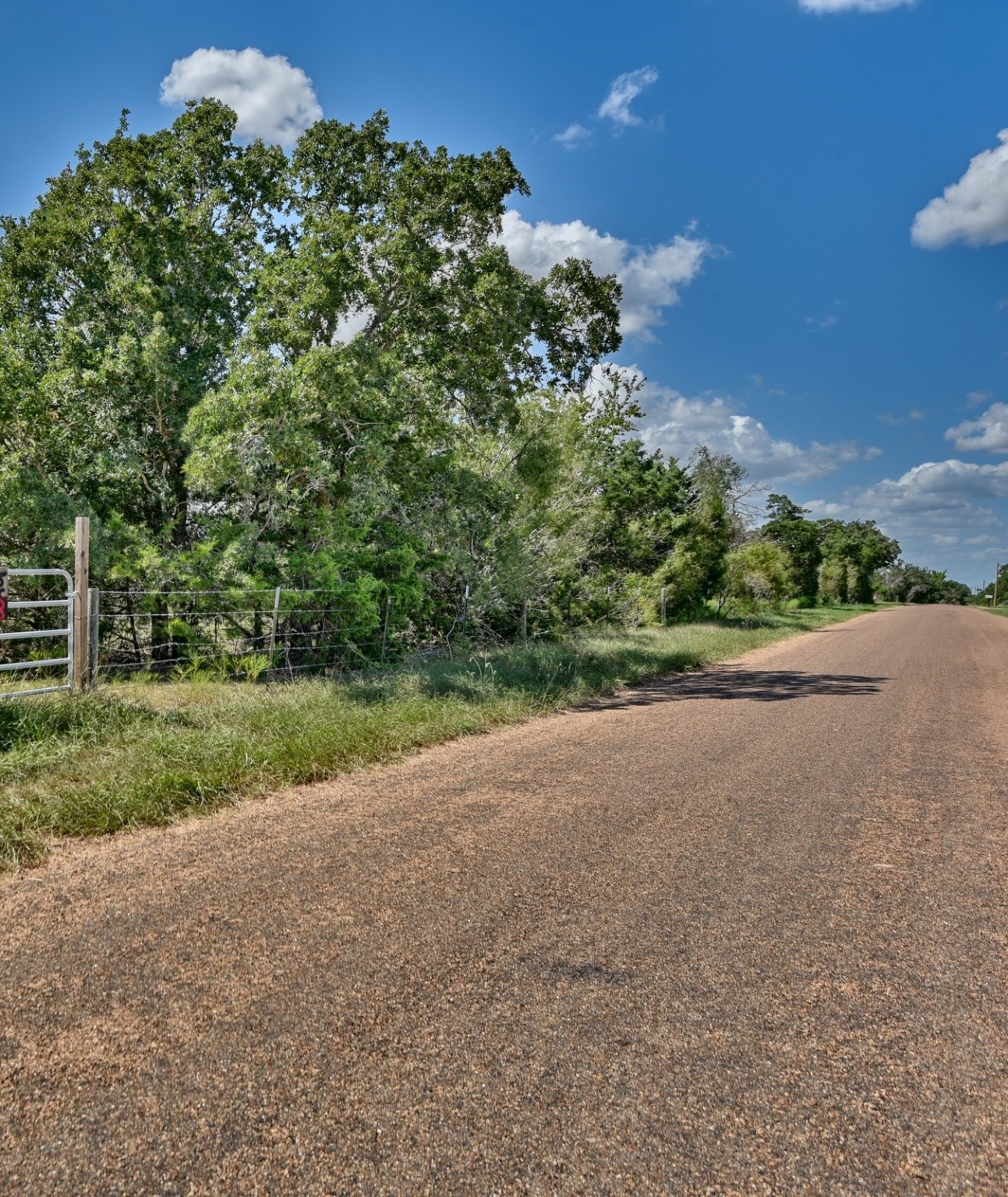 000 Makinson Road Property Photo 3