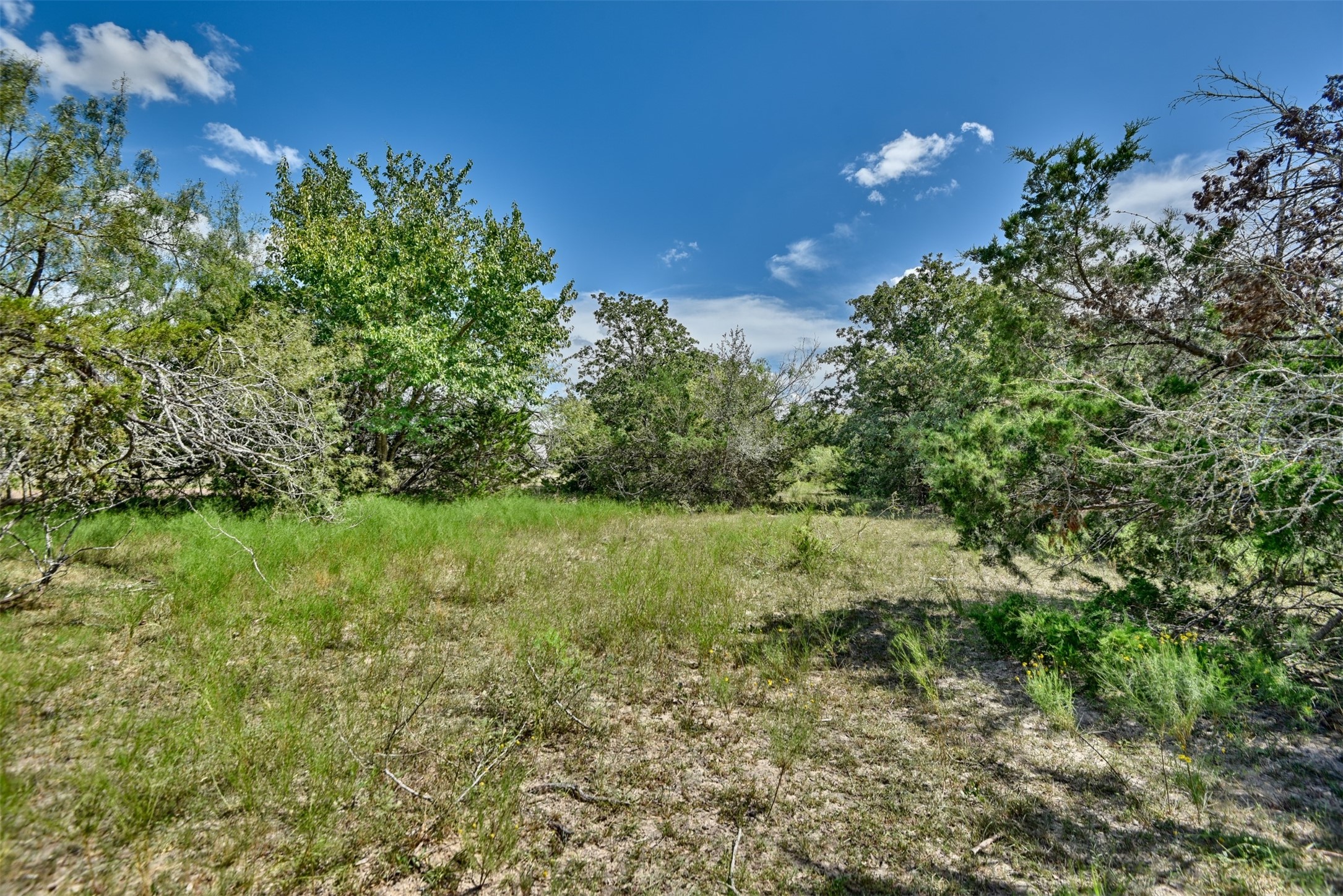 000 Makinson Road Property Photo 11