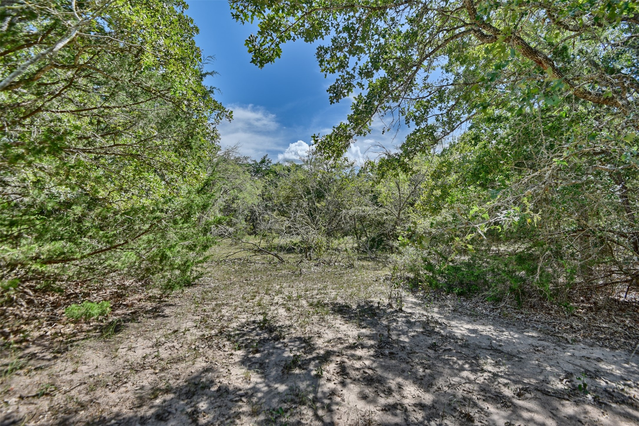 000 Makinson Road Property Photo 25