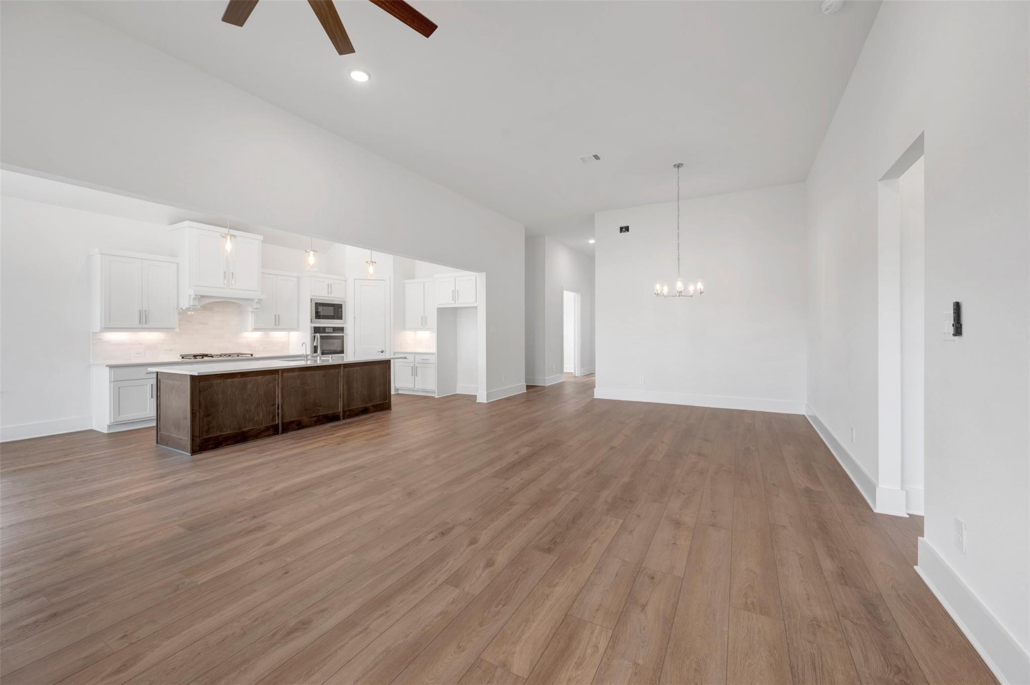 302 Casaba Court Property Photo 22