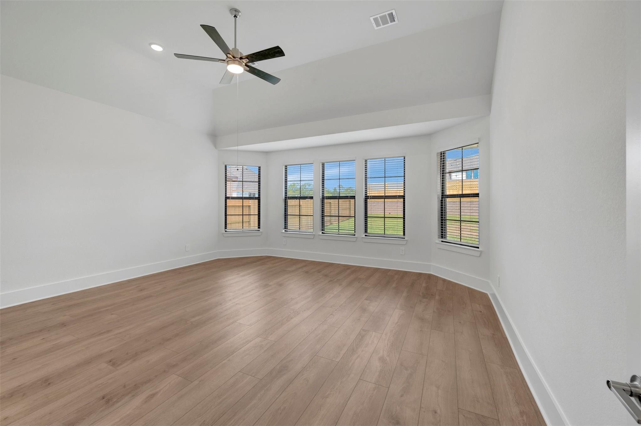 302 Casaba Court Property Photo 28