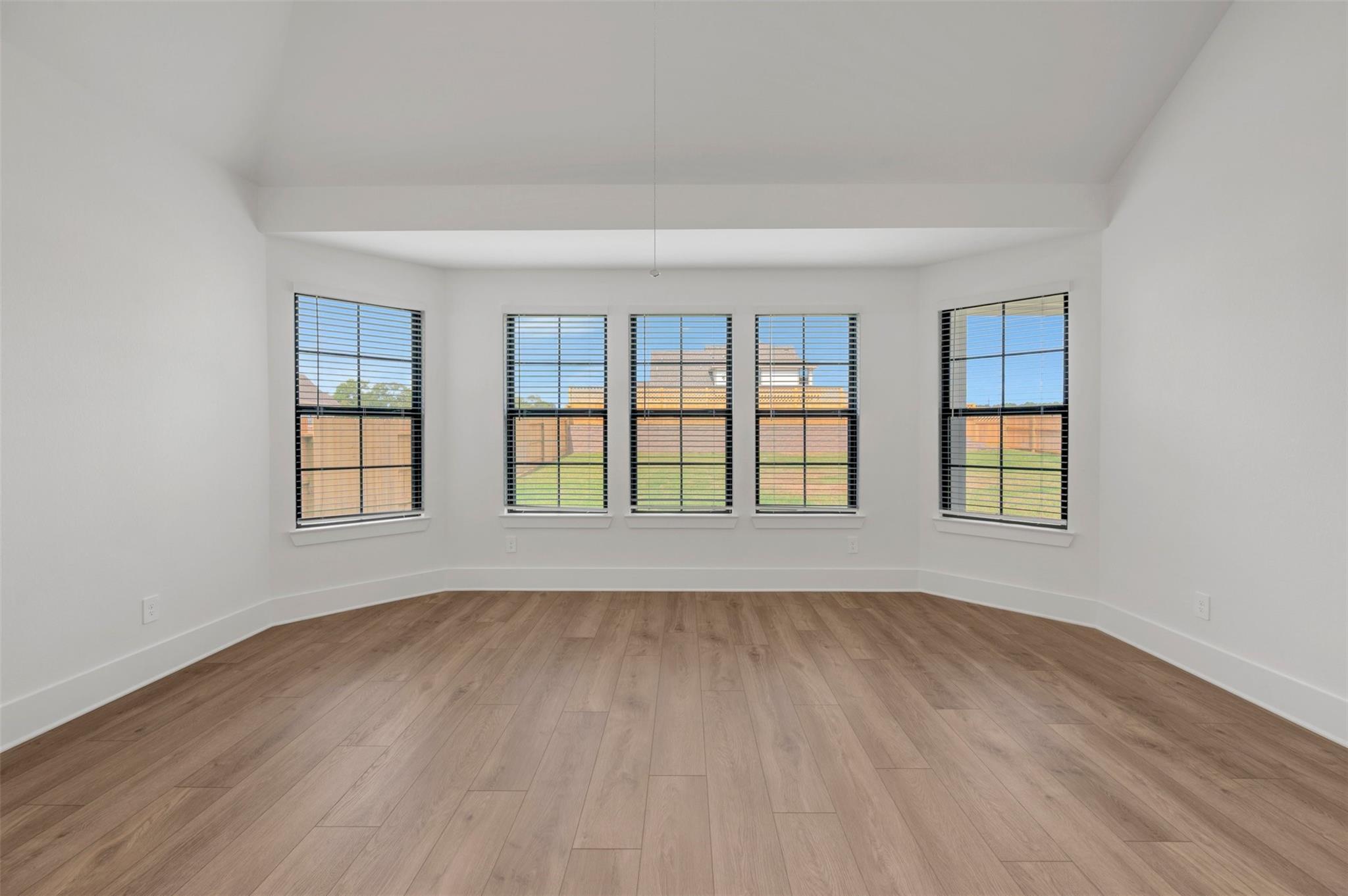 302 Casaba Court Property Photo 29