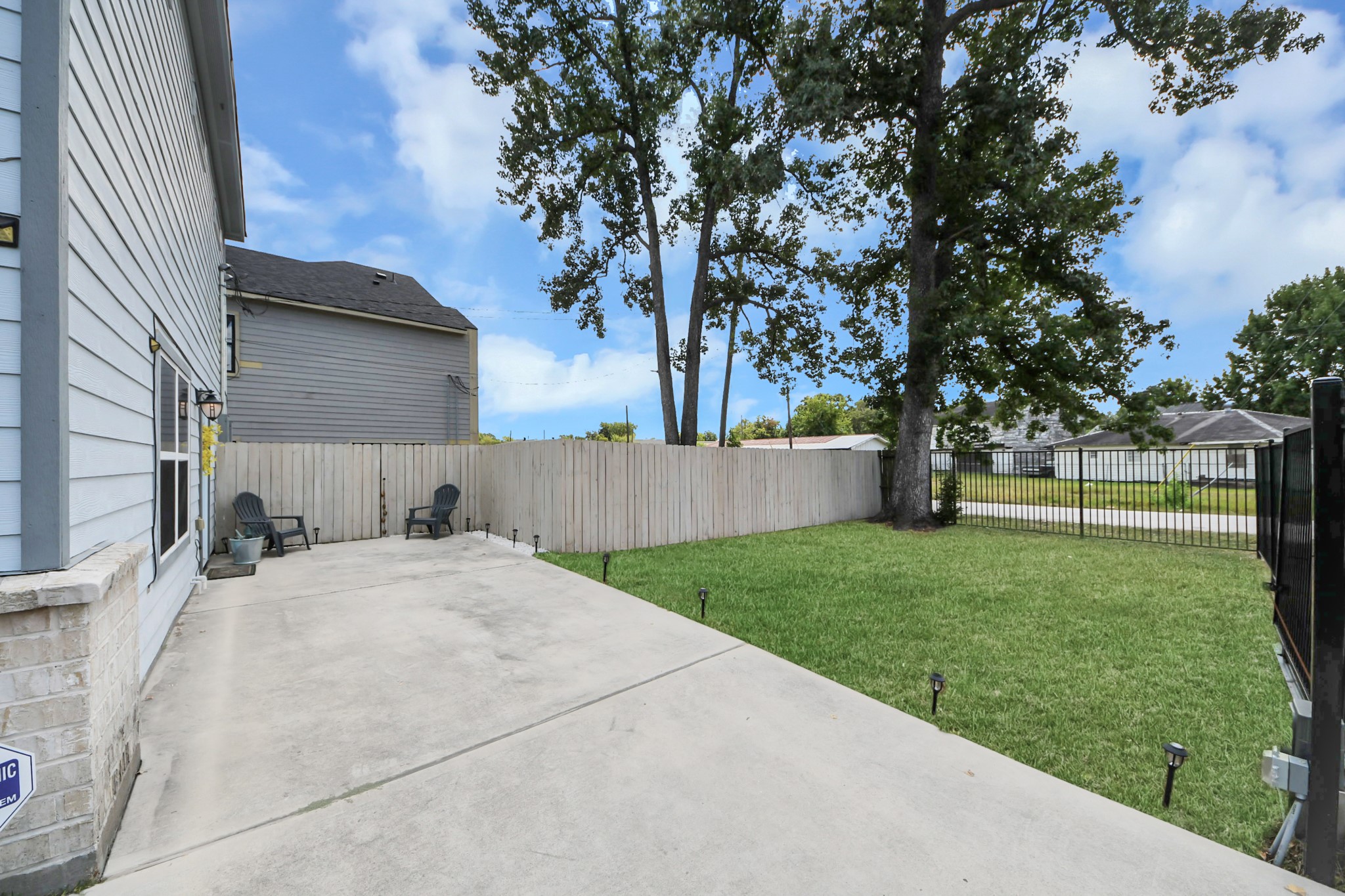8626 Williamsdell Street B Property Photo 9