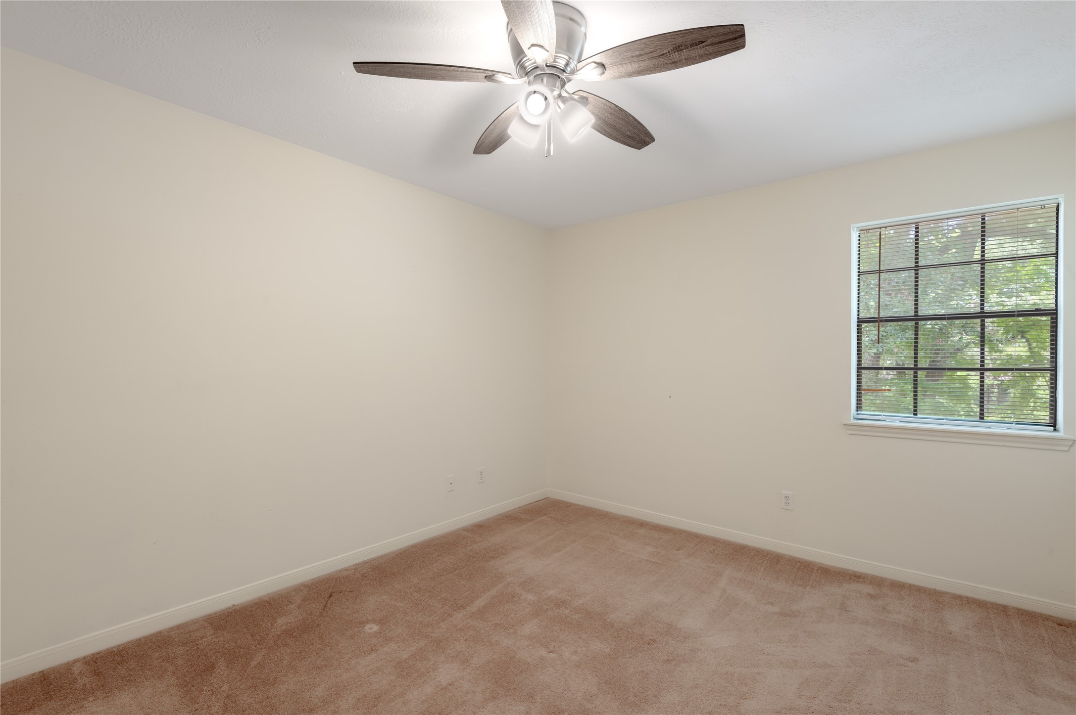 2401 Sycamore Avenue E7 Property Photo 13