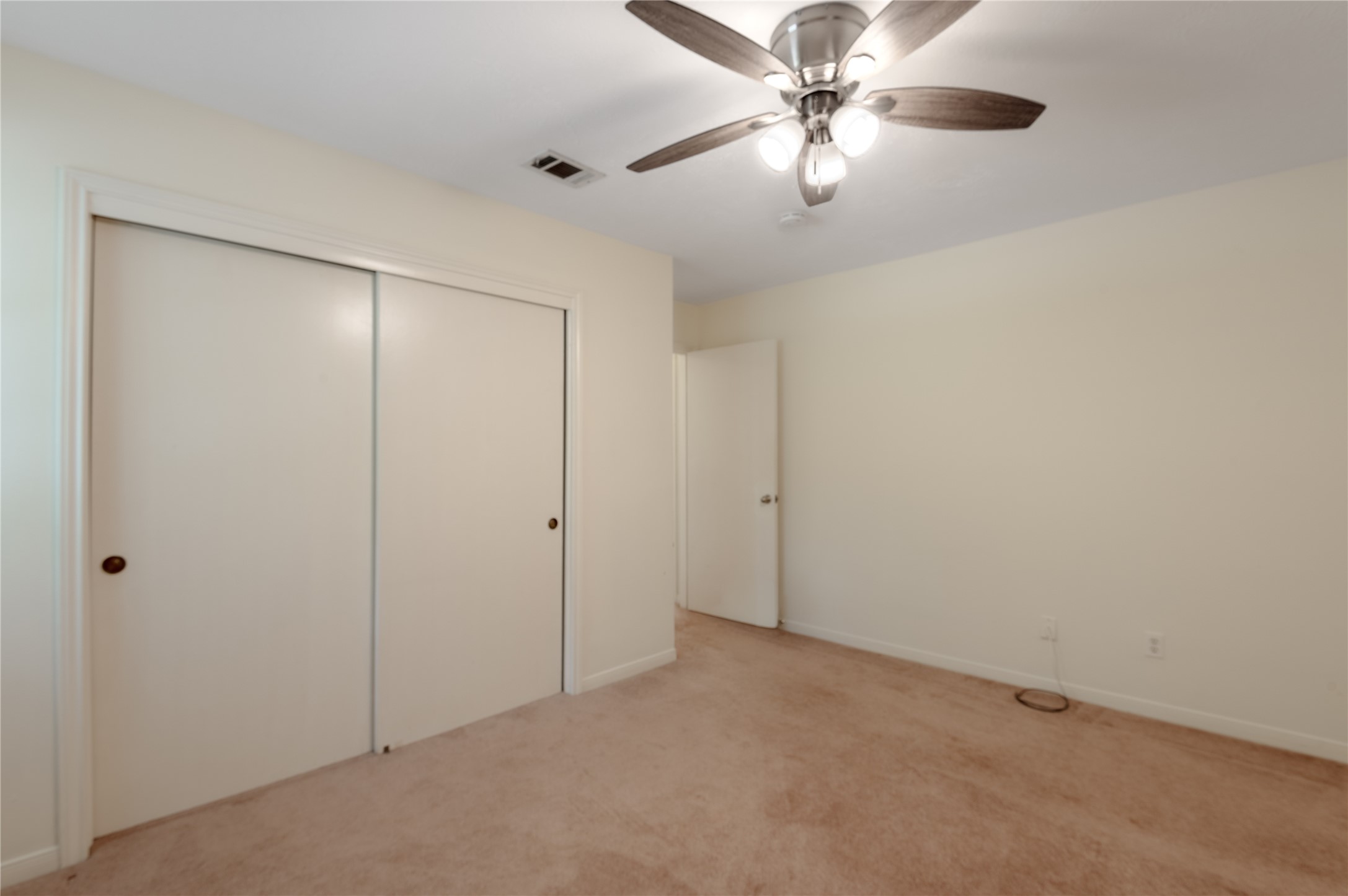 2401 Sycamore Avenue E7 Property Photo 15