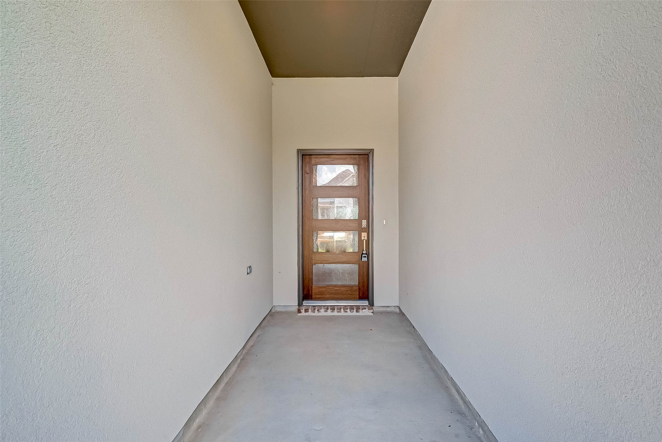 28507 Hazel Trail Property Photo 4