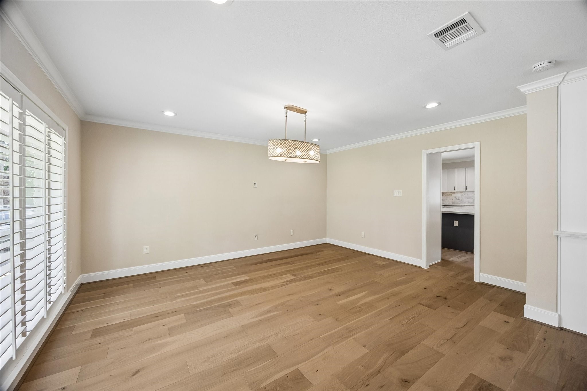 9407 Cranleigh Court Property Photo 11