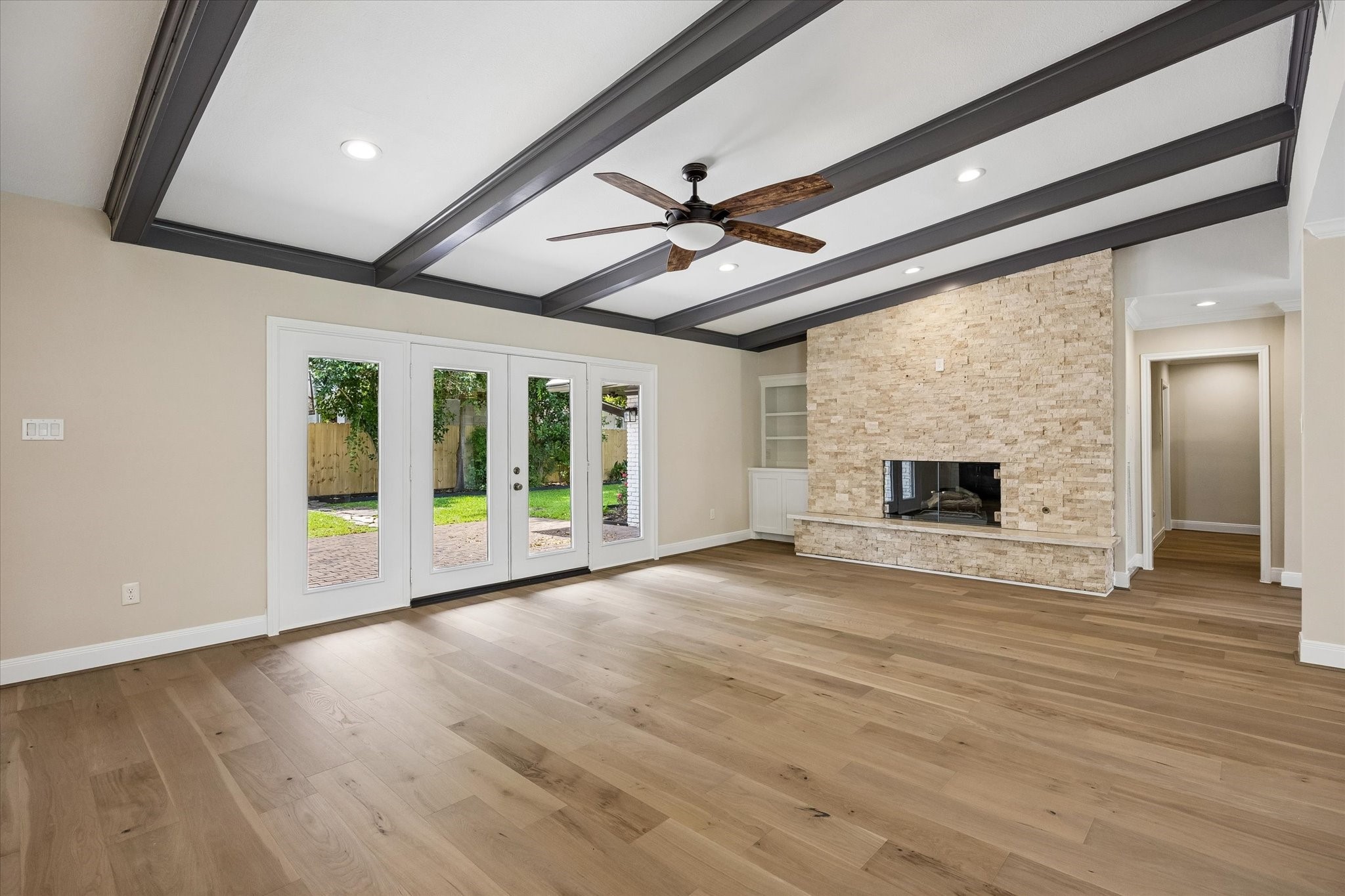 9407 Cranleigh Court Property Photo 16
