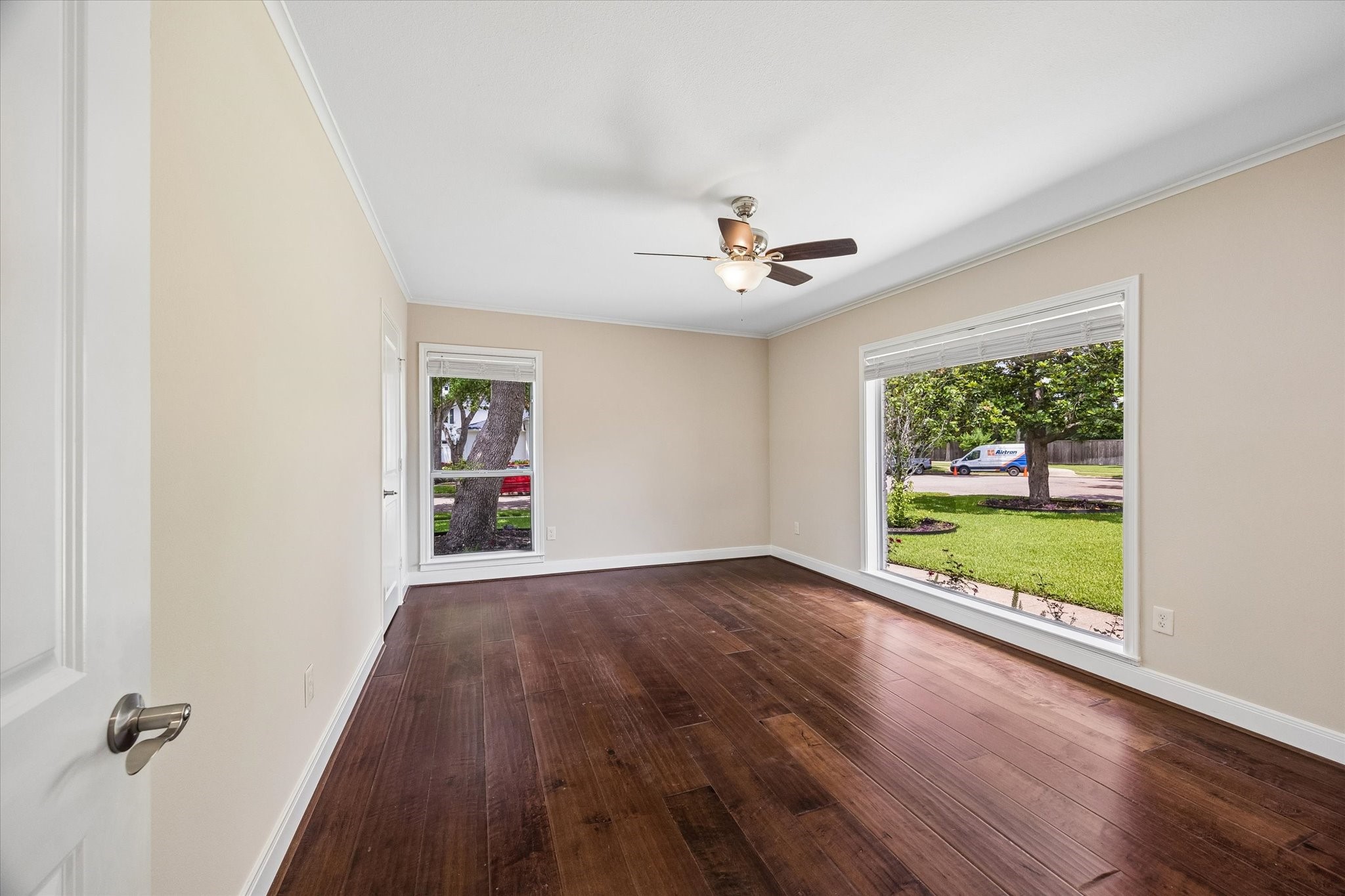 9407 Cranleigh Court Property Photo 32