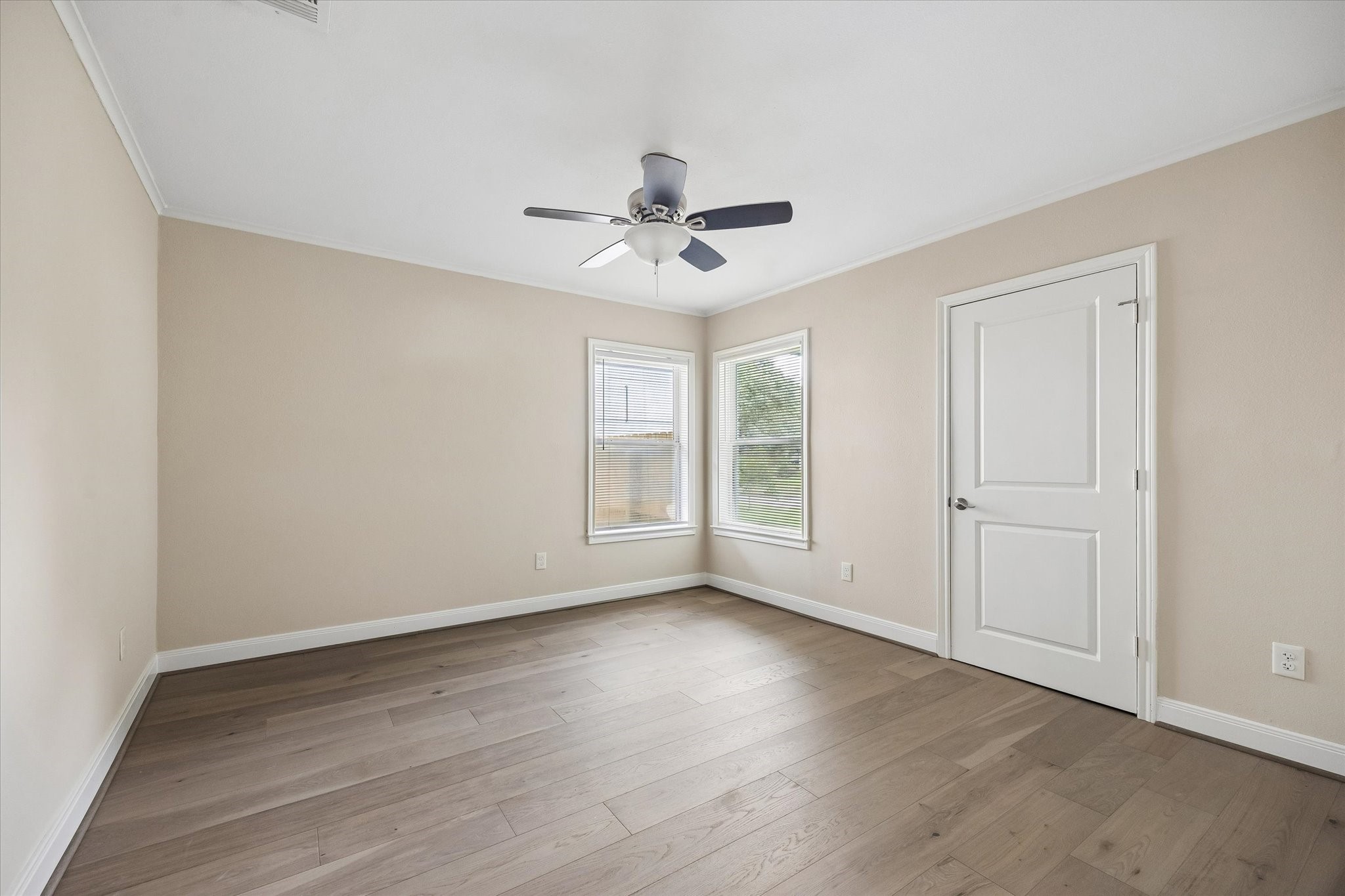 9407 Cranleigh Court Property Photo 42