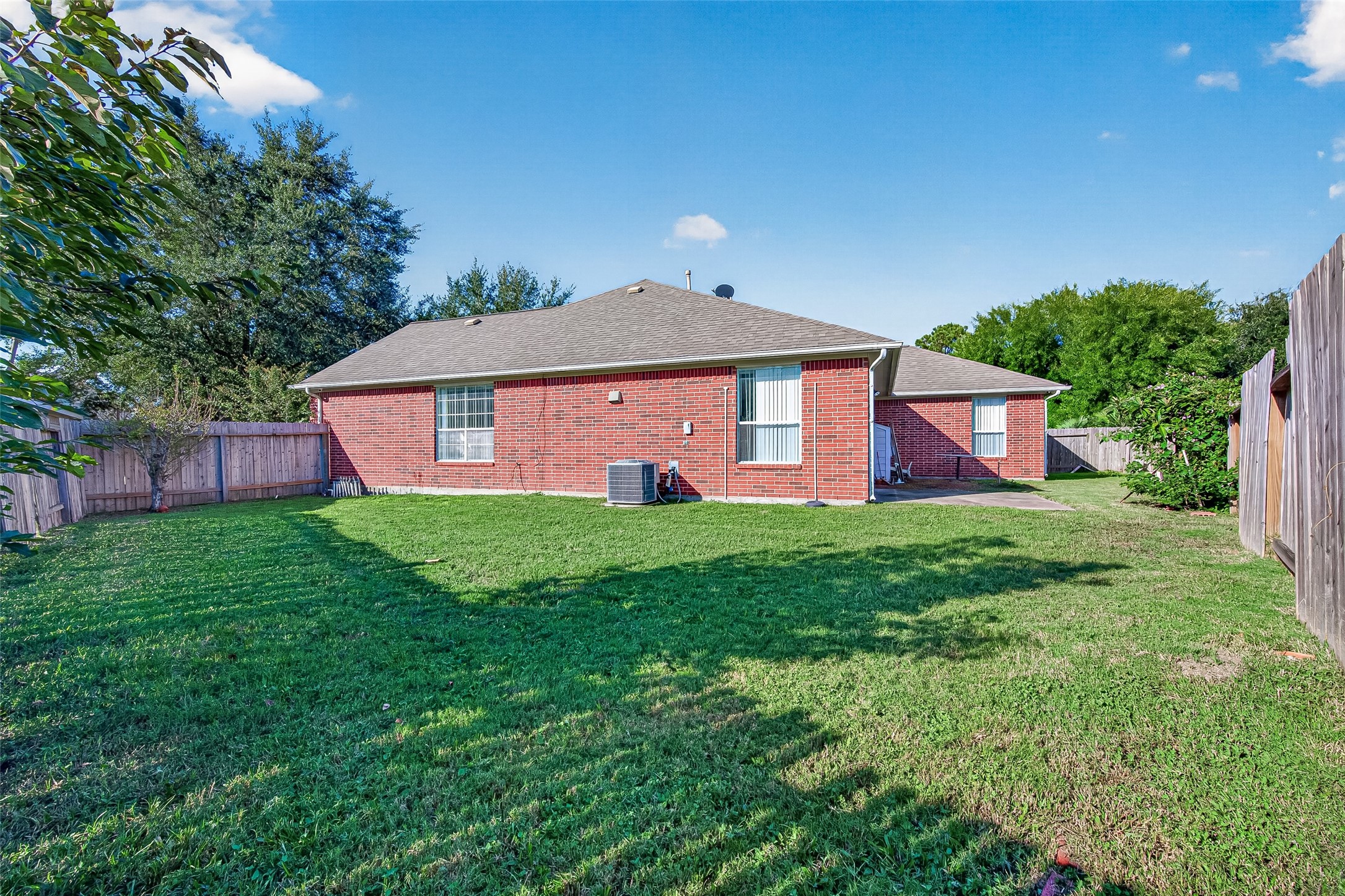 14806 Fletcher Bridge Court Property Photo 46