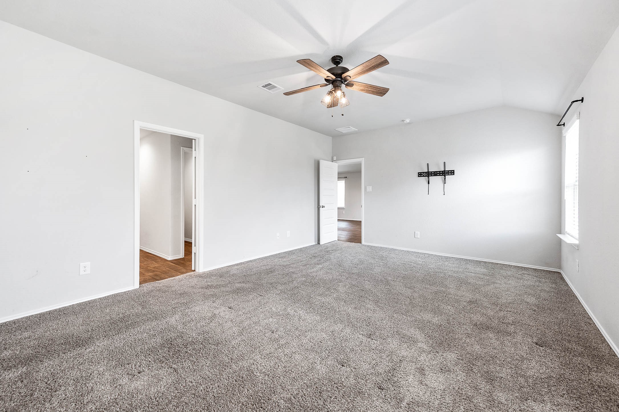 8402 Philox Park Court Property Photo 17