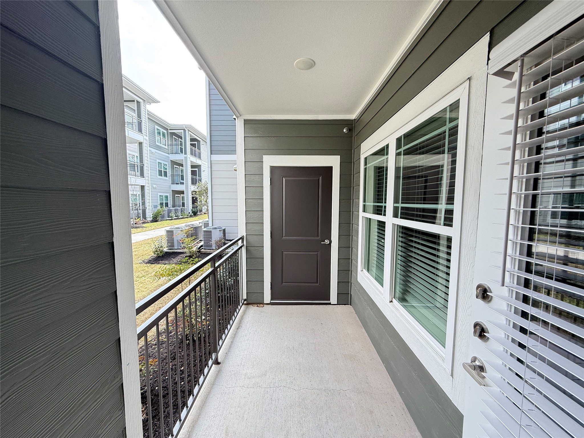 2102 Antoine Drive 4314 Property Photo 8