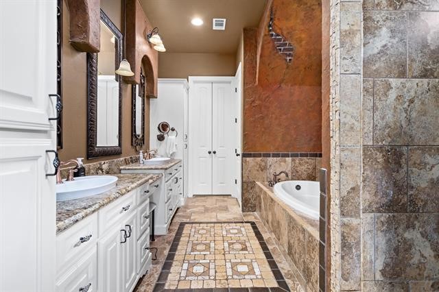 101 Sir Cameron Property Photo 22