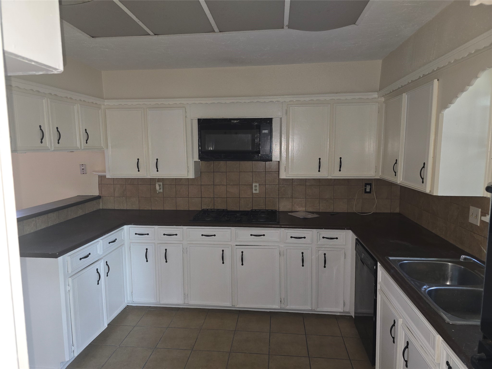 12507 Bexley Drive Drive Property Photo 10
