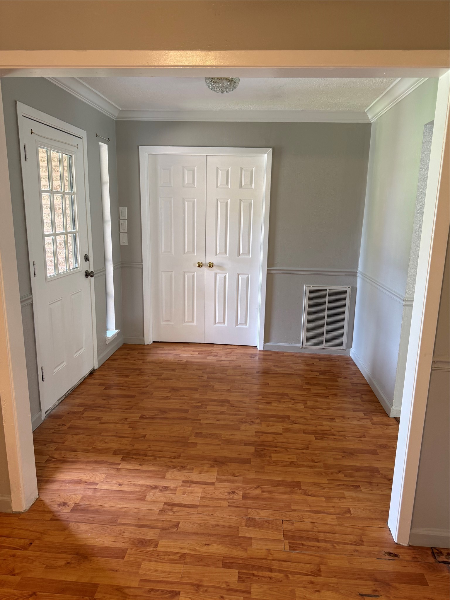 403 Brandywyne Drive Property Photo 2