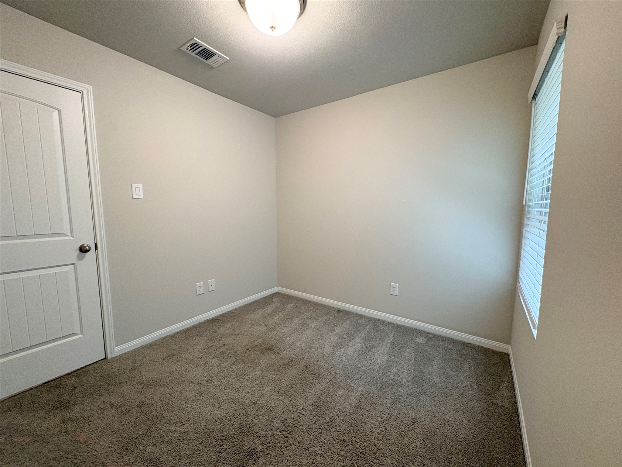 3216 Moore Avenue Property Photo 6
