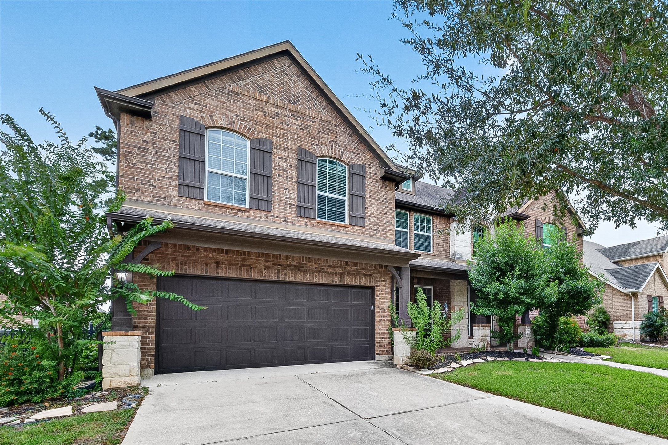 3615 Blushing Hollow Drive Property Photo 3