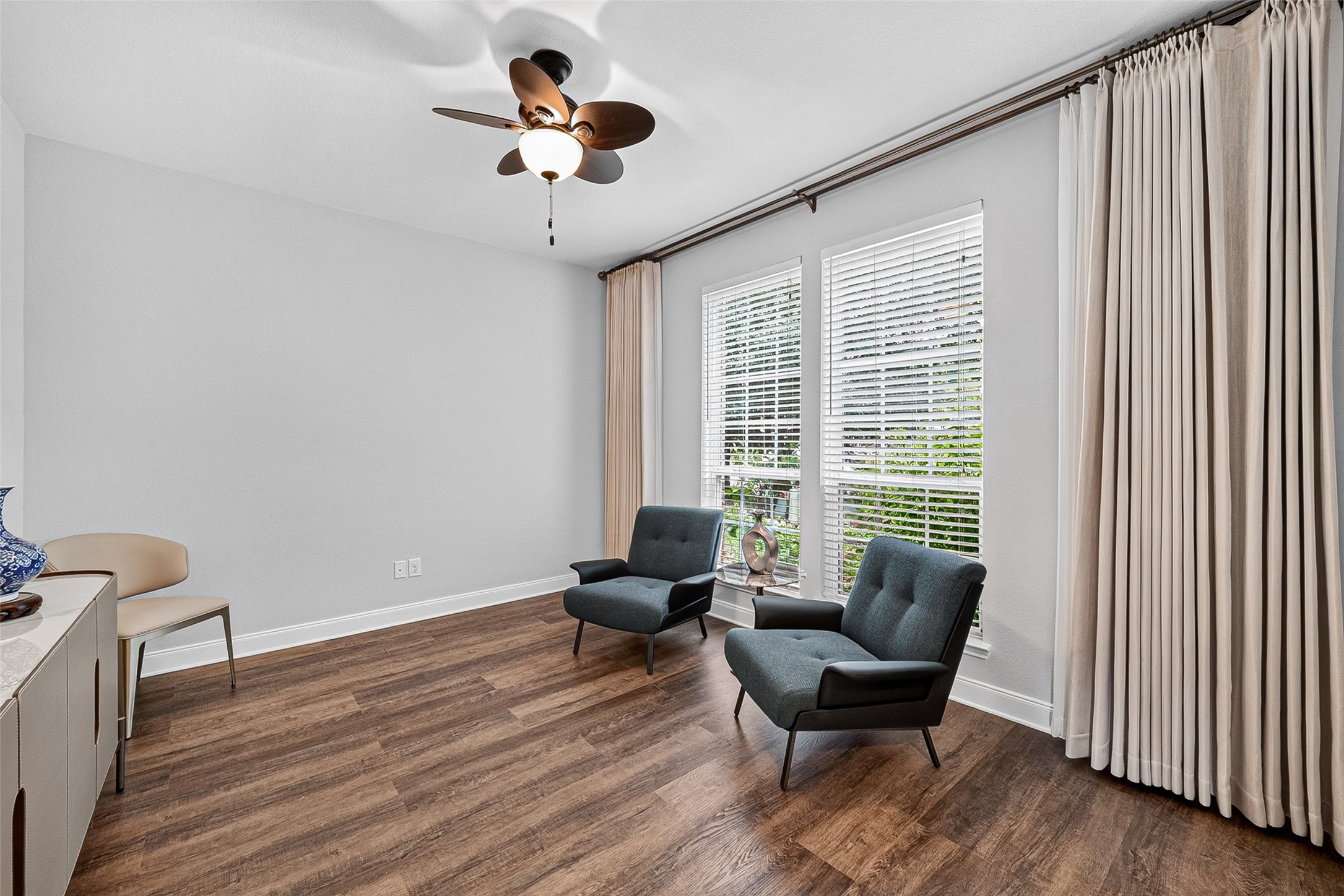 3615 Blushing Hollow Drive Property Photo 8