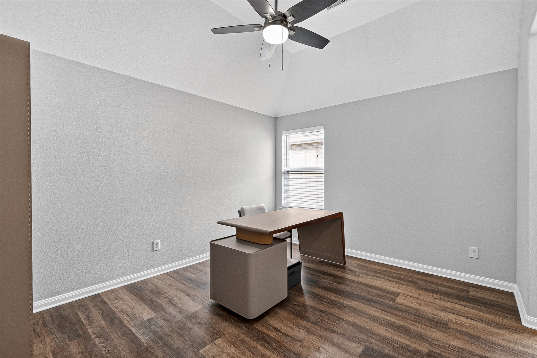 3615 Blushing Hollow Drive Property Photo 28