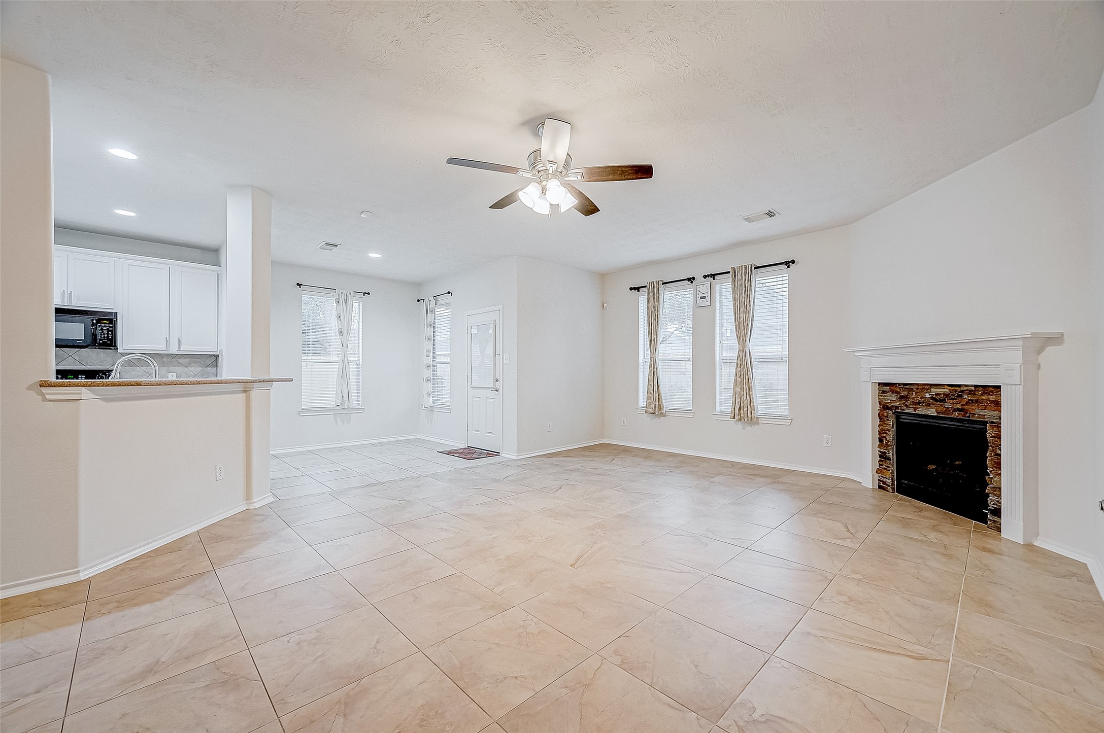 19806 Shore Meadows Lane Property Photo 13