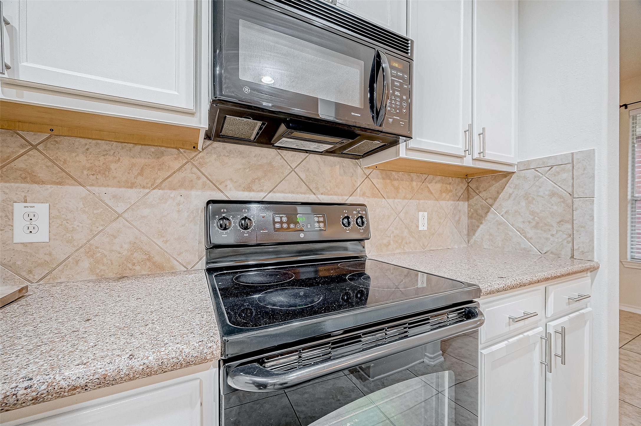 19806 Shore Meadows Lane Property Photo 17