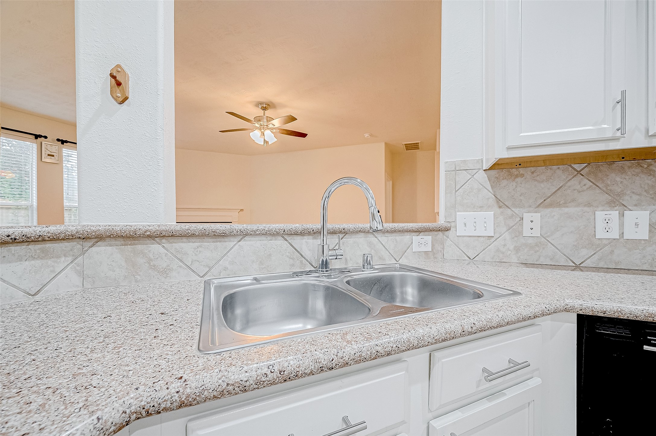 19806 Shore Meadows Lane Property Photo 18