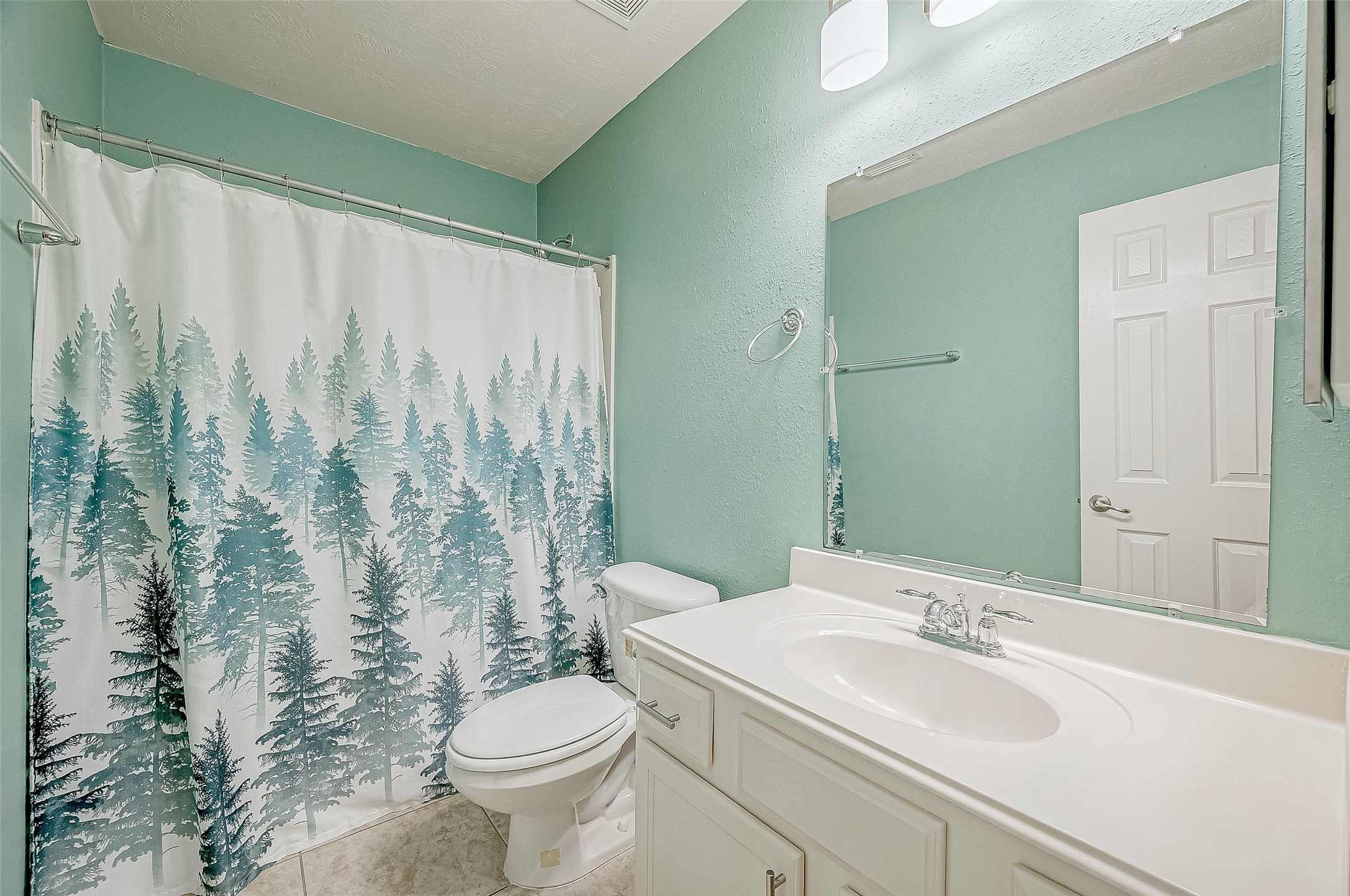 19806 Shore Meadows Lane Property Photo 25