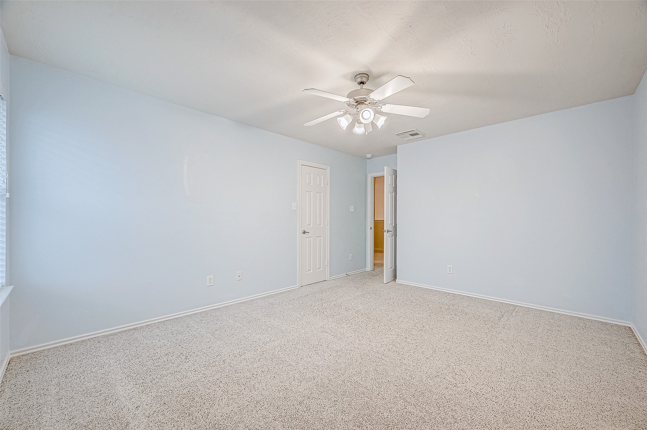 19806 Shore Meadows Lane Property Photo 28