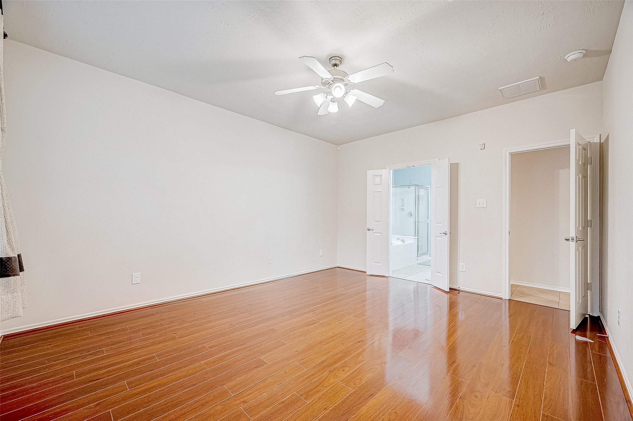 19806 Shore Meadows Lane Property Photo 34