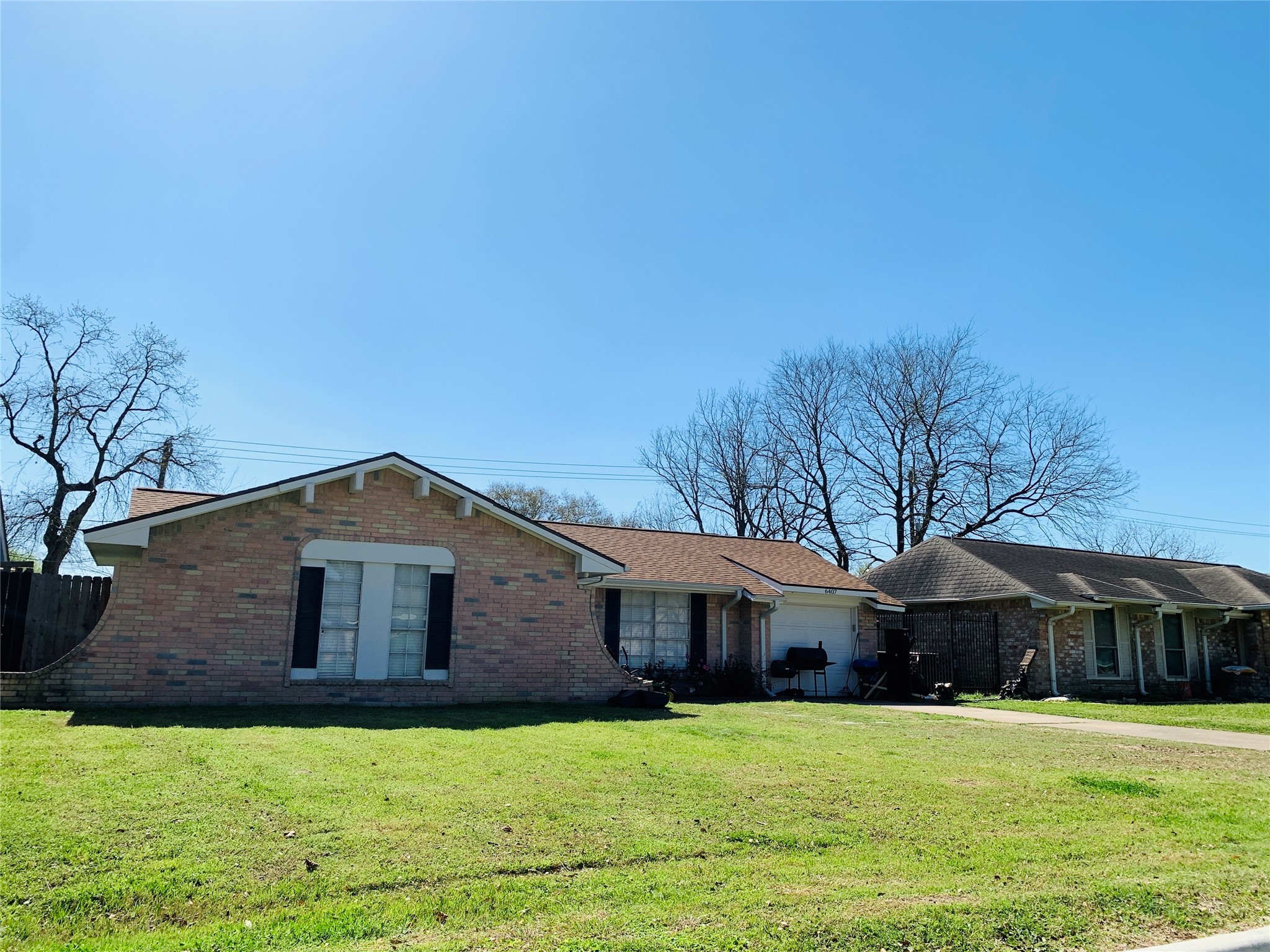 6407 Deirdre Anne Drive Property Photo