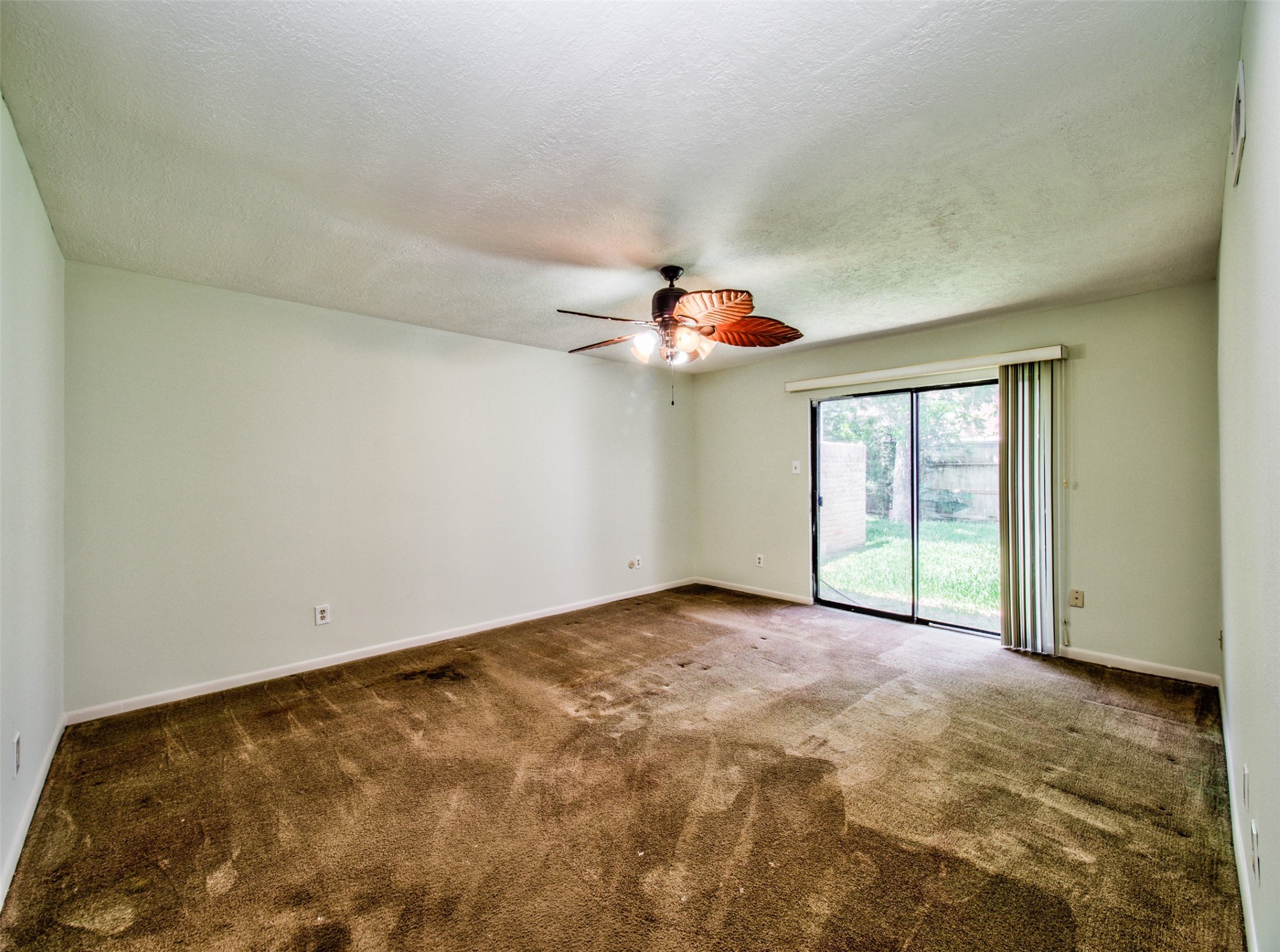 8022 La Brea Drive Property Photo 23