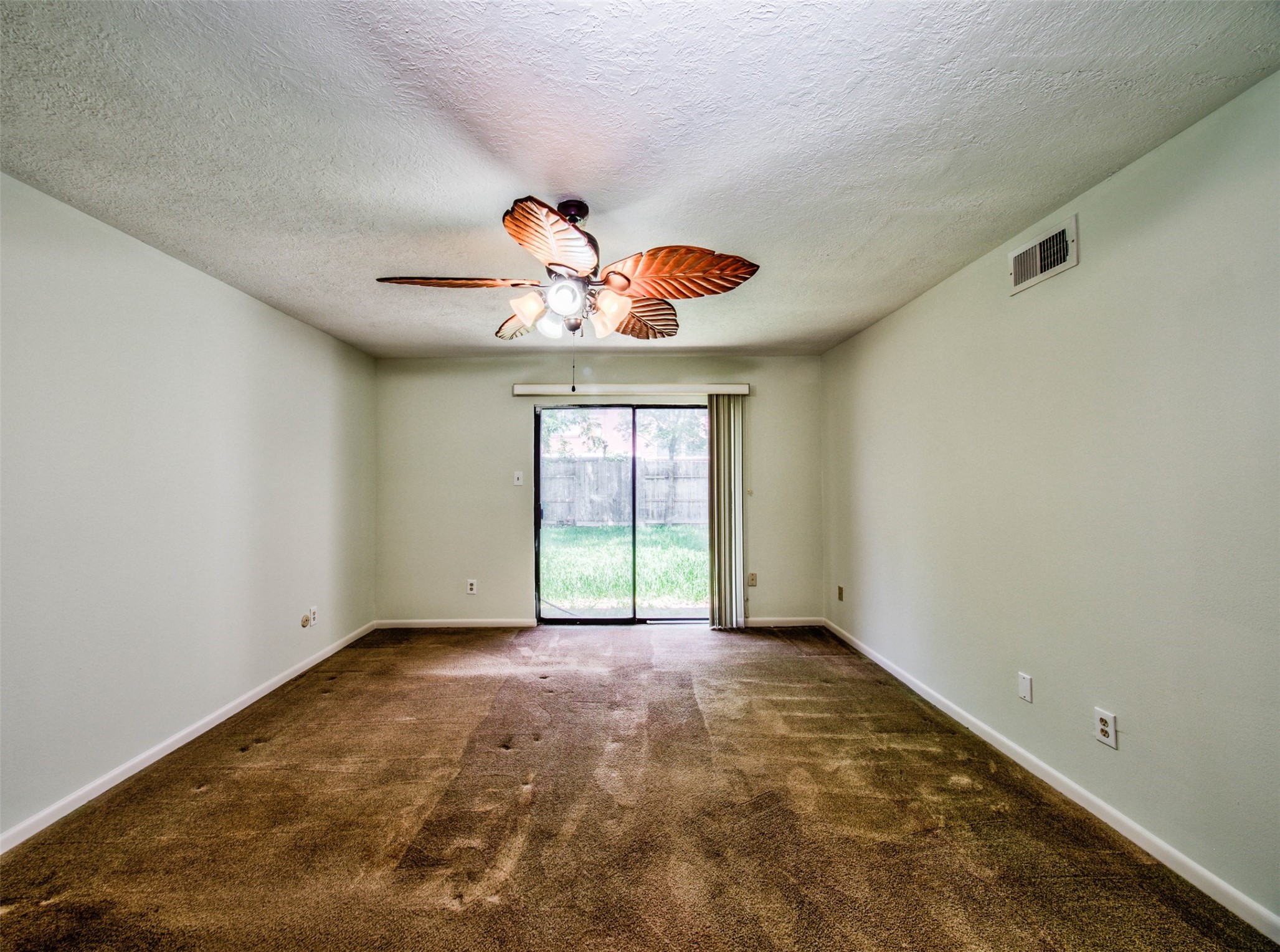 8022 La Brea Drive Property Photo 27