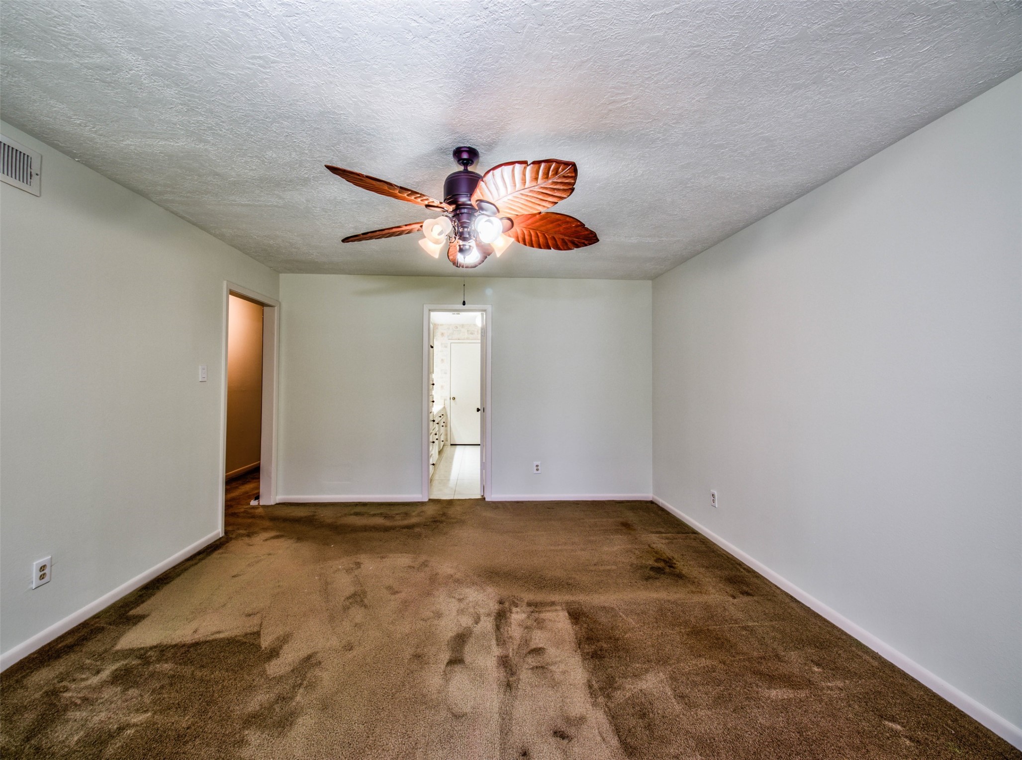 8022 La Brea Drive Property Photo 28