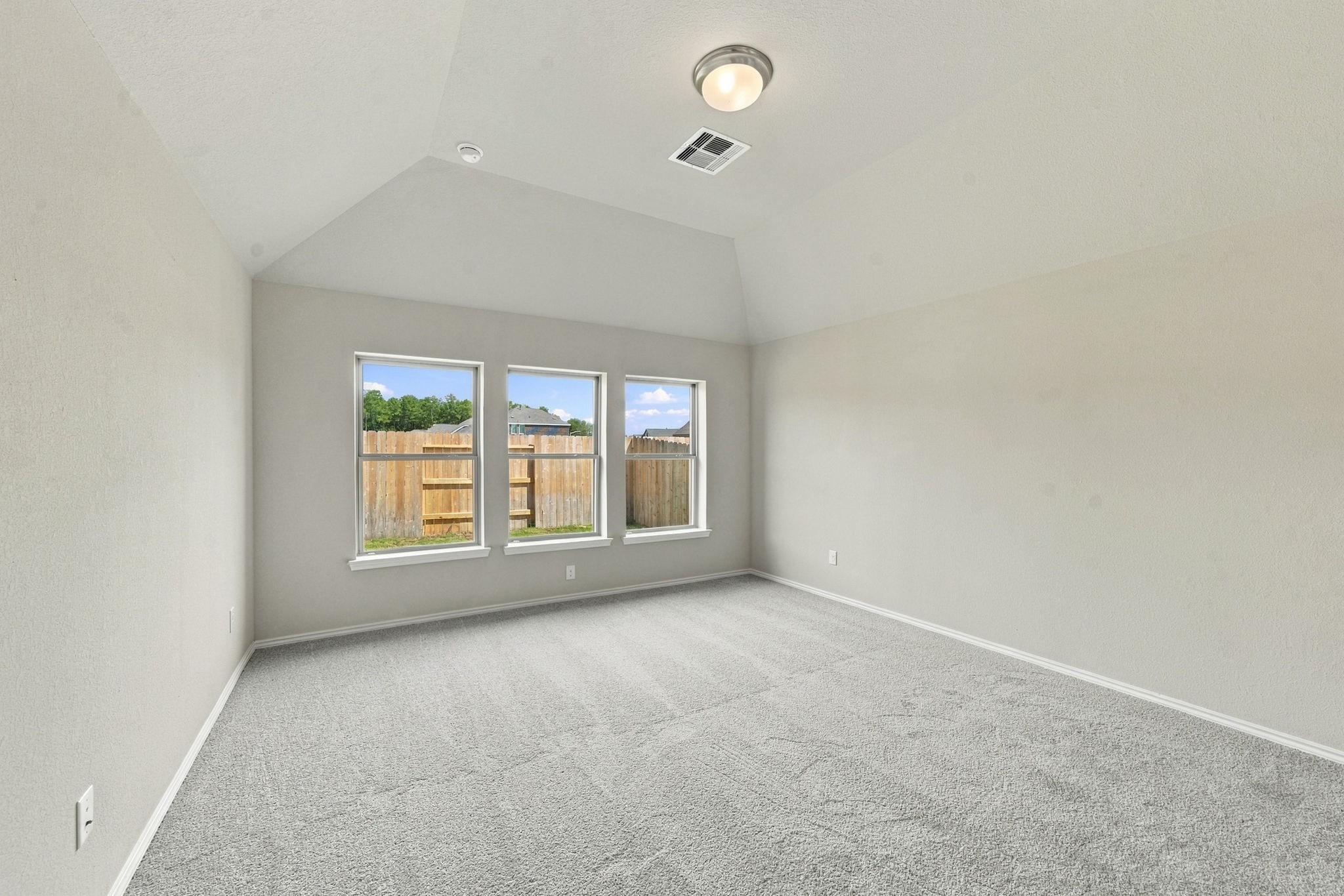 226 Violet Crown Lane Property Photo 15