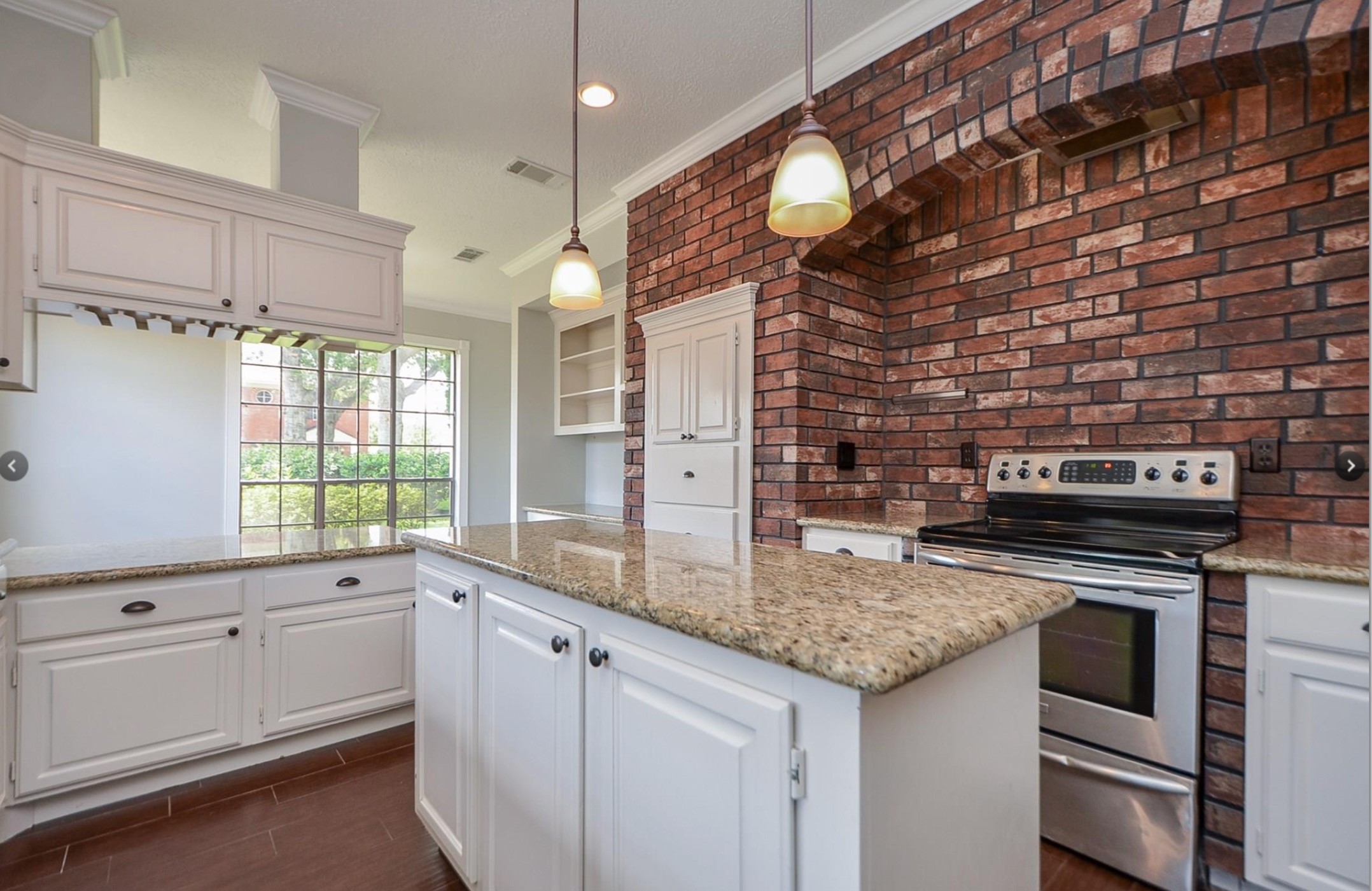 6831 Hollow Hearth Drive Property Photo 10