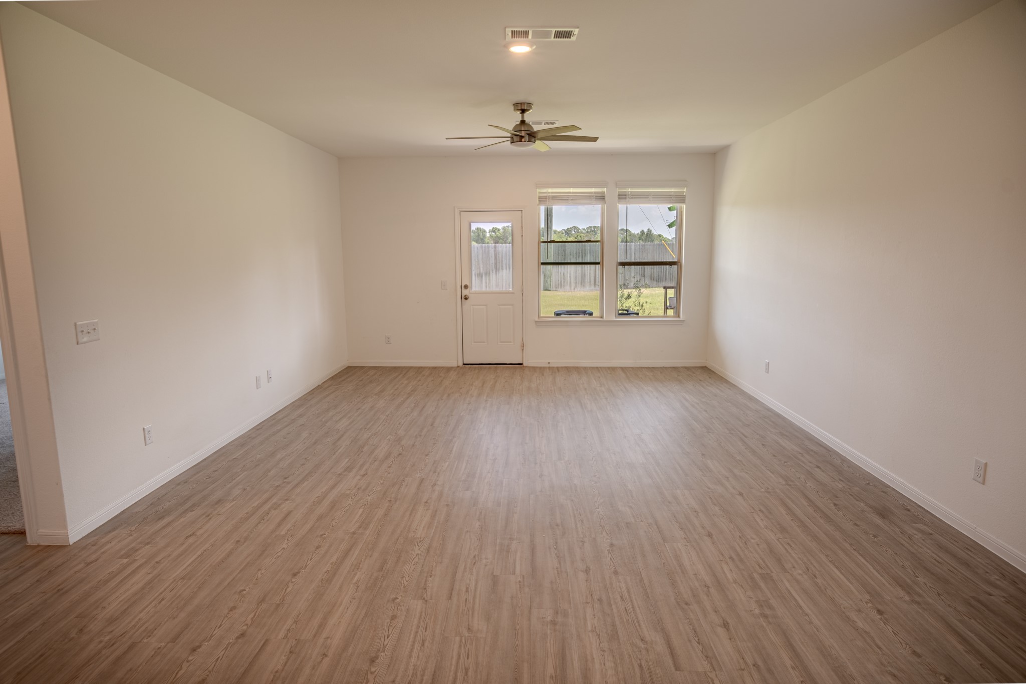 3111 Clydesdale Drive Property Photo 4