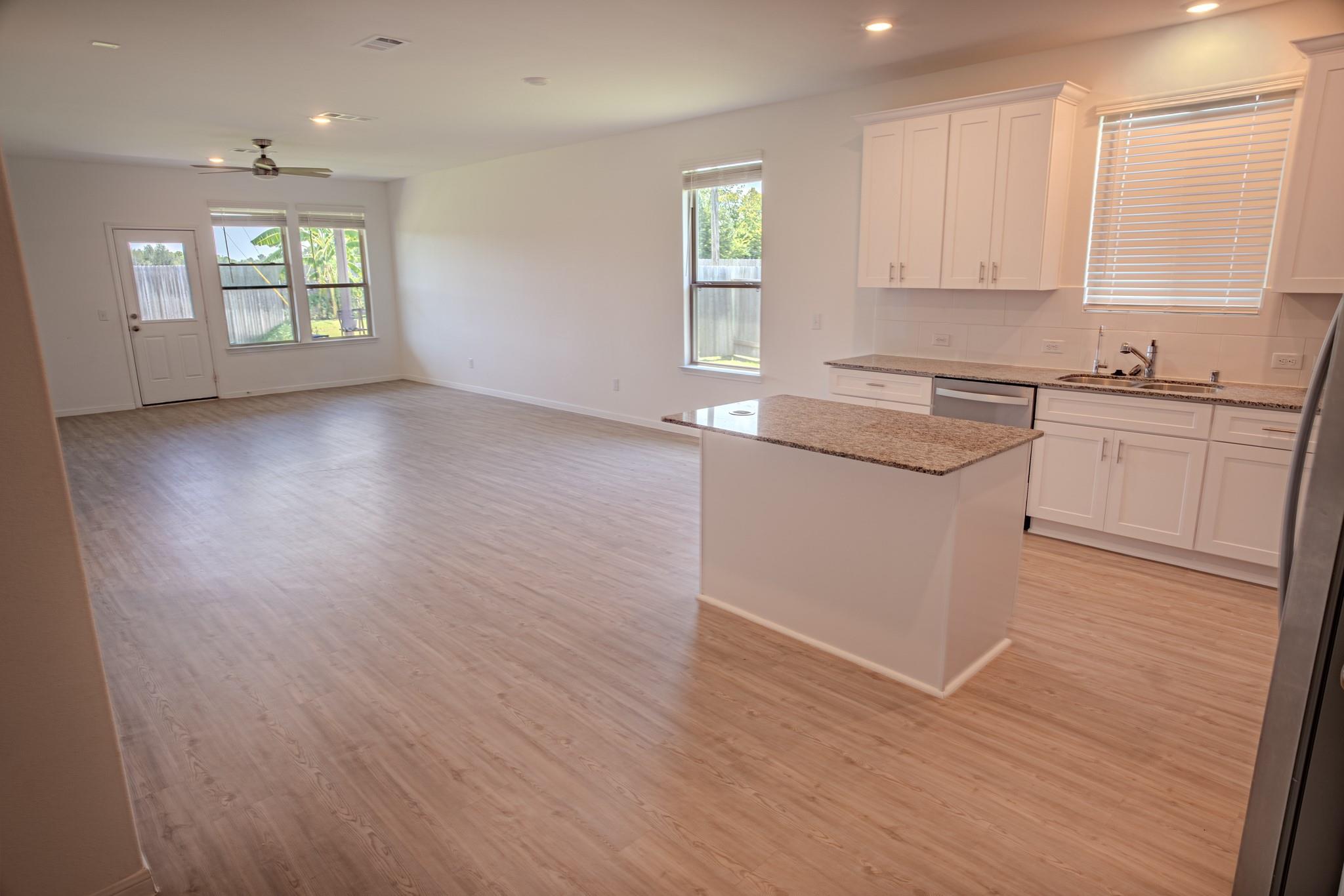 3111 Clydesdale Drive, Alvin Tx 77511 Property Photo 5