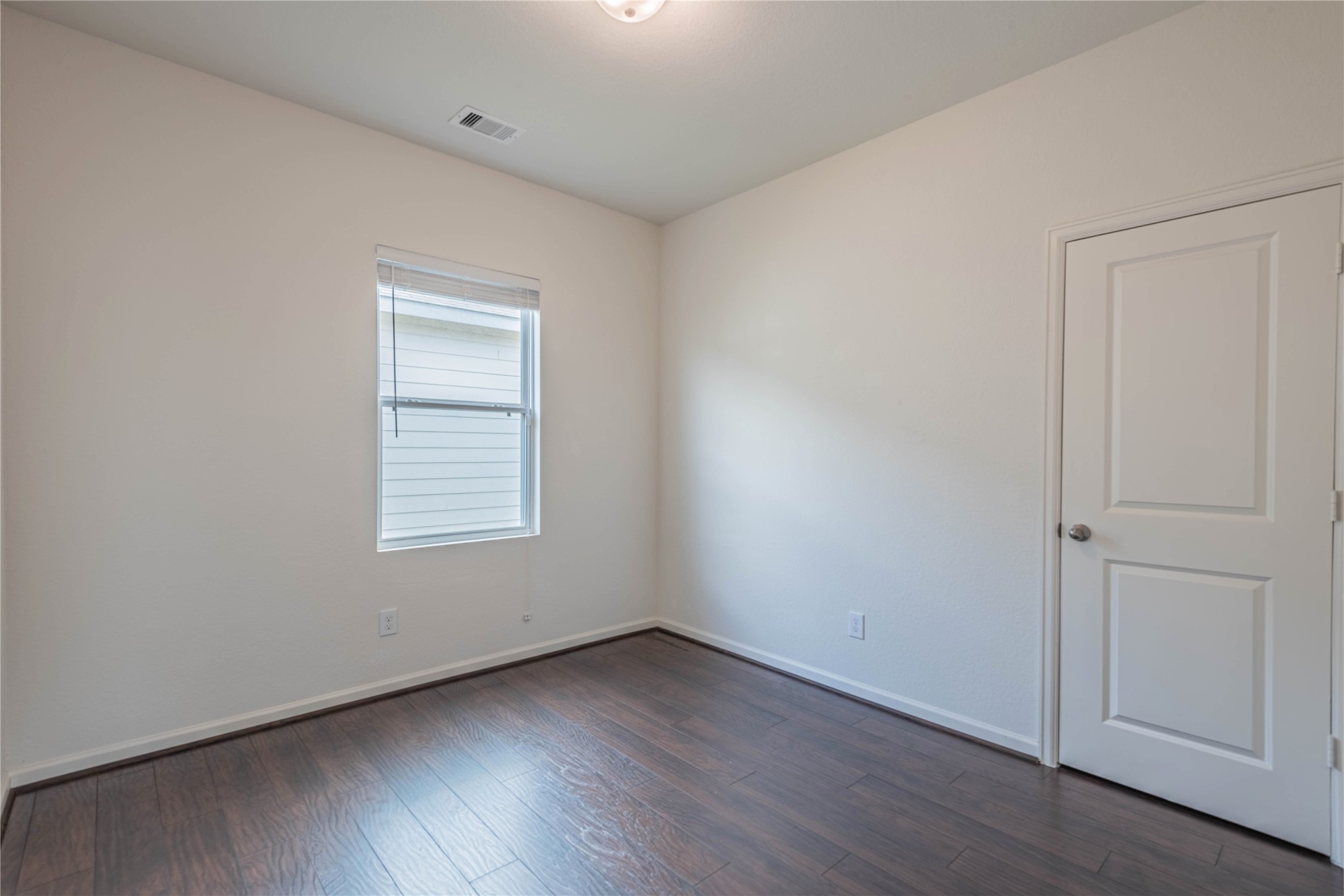 1012 Blue Beech Lane Property Photo 9