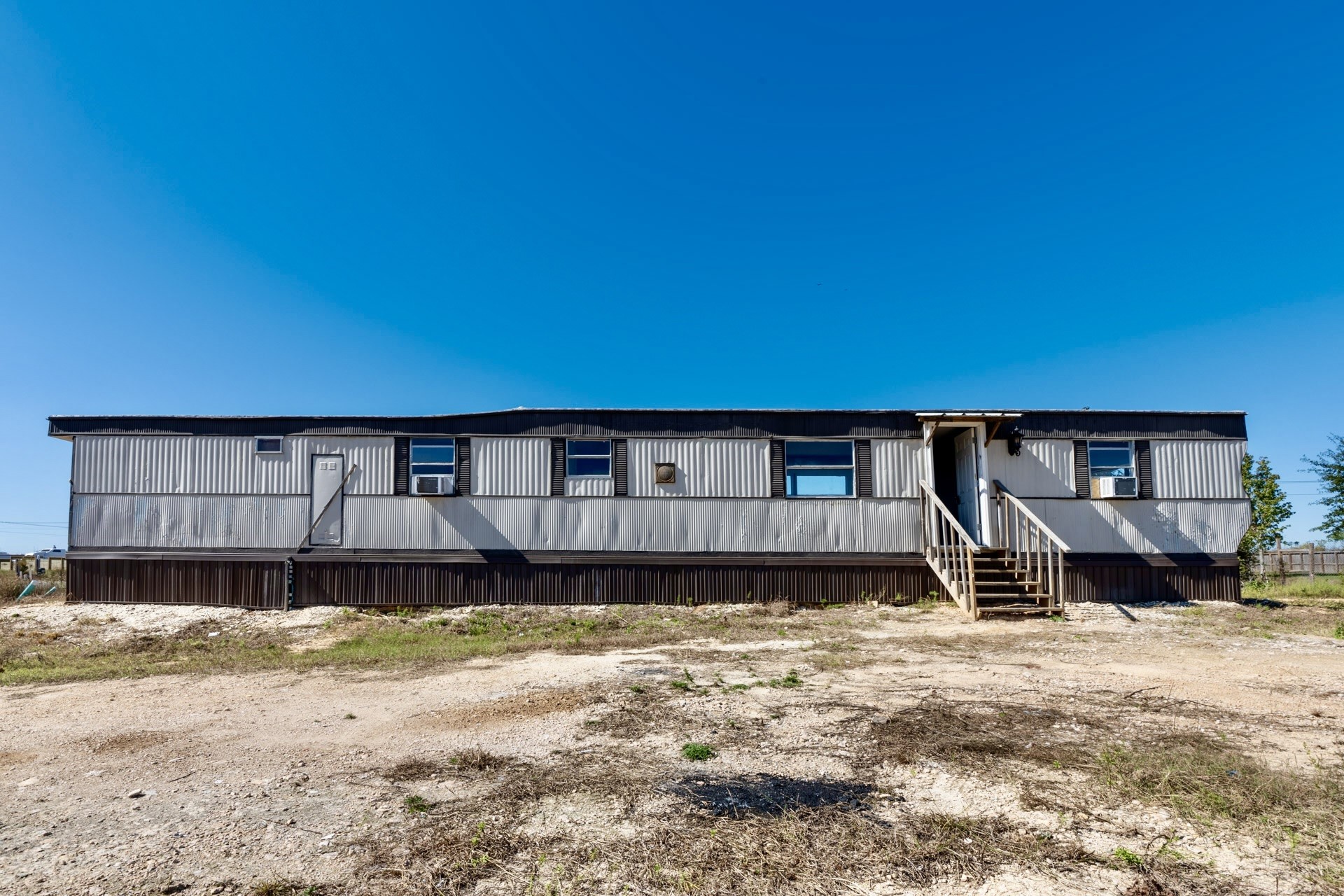 125 Road 5814 Property Photo 11