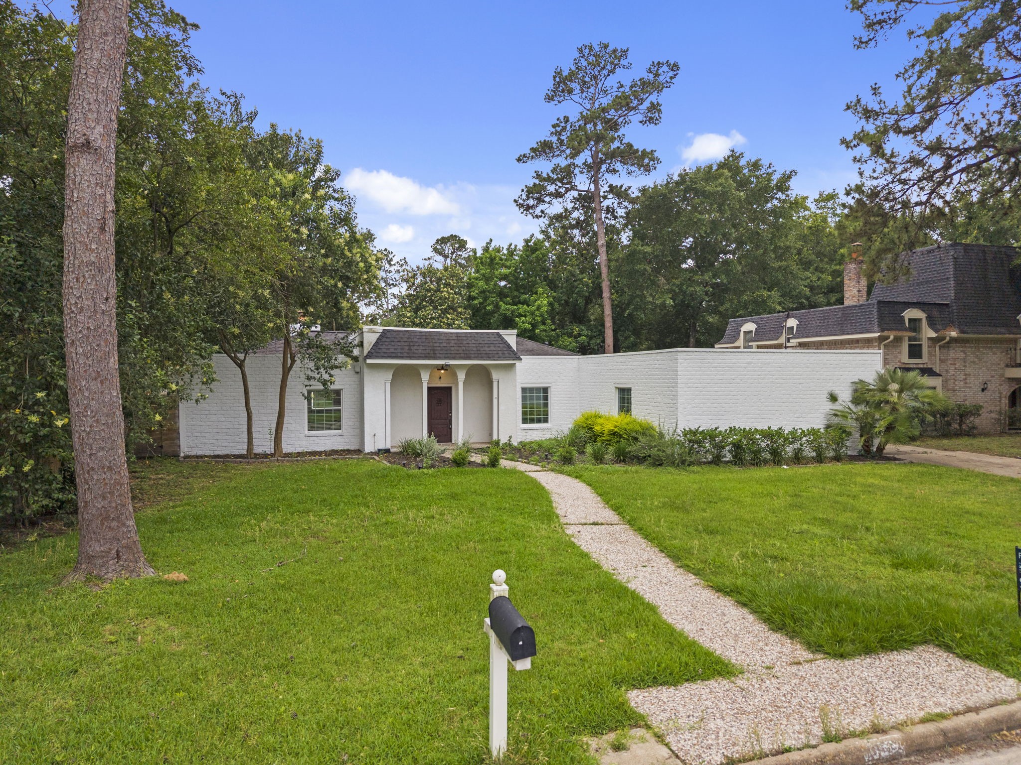 10519 Fawnview Drive Property Photo 1