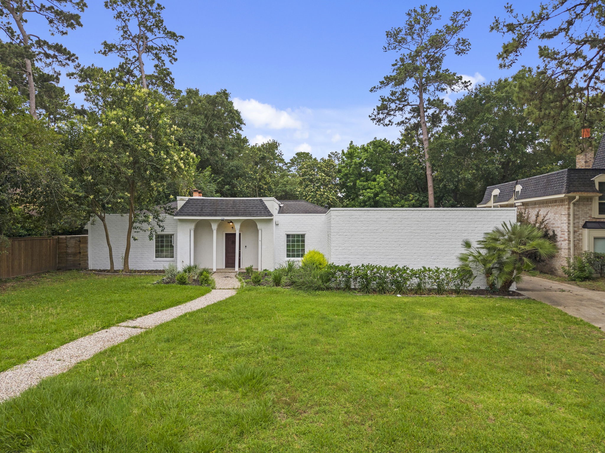 10519 Fawnview Drive Property Photo 3